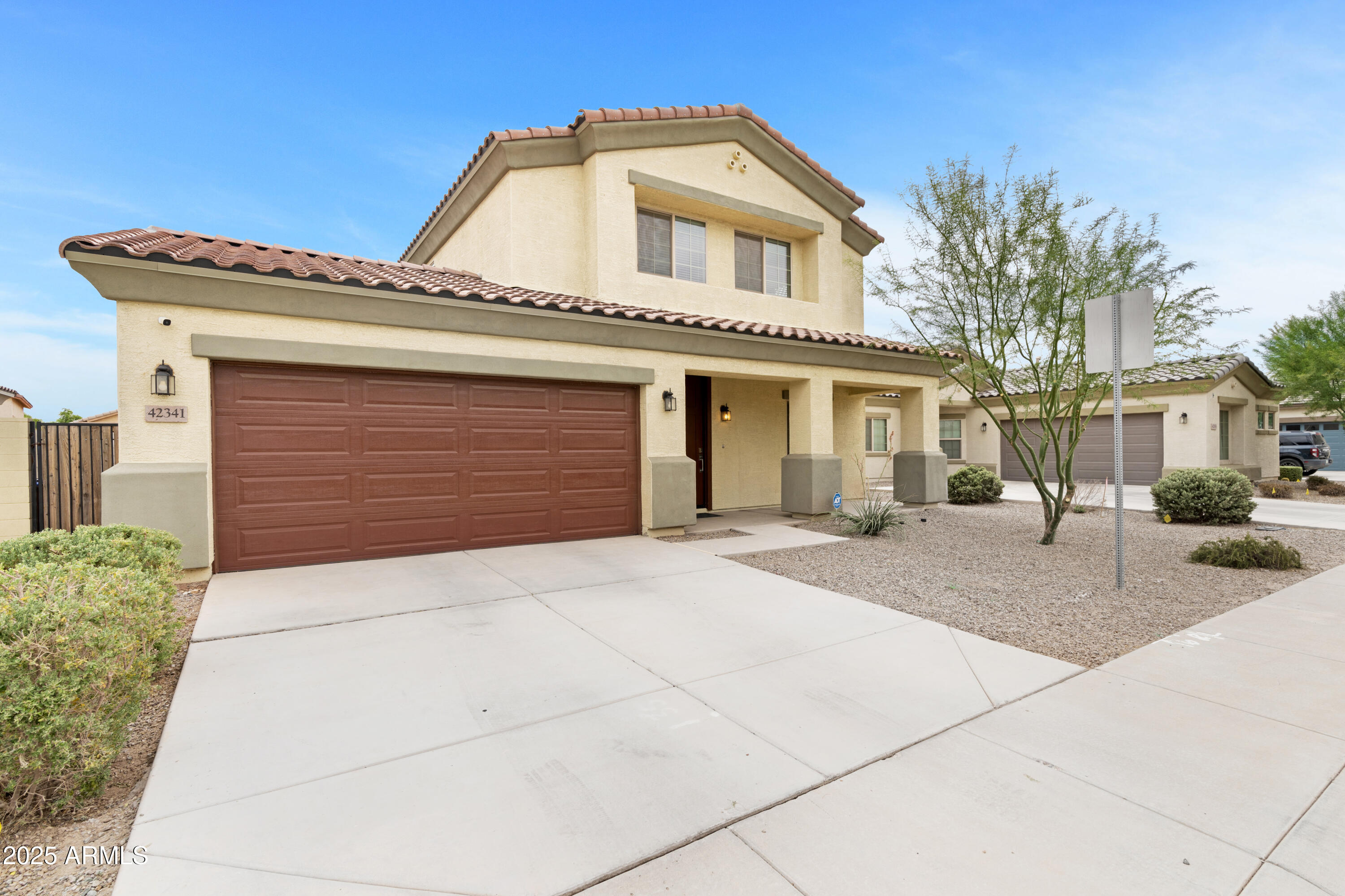 42341 W RAMIREZ Drive