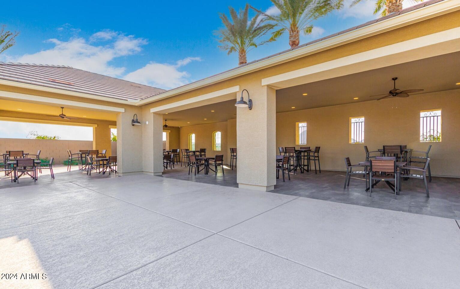 3023 W NEW RIVER Drive