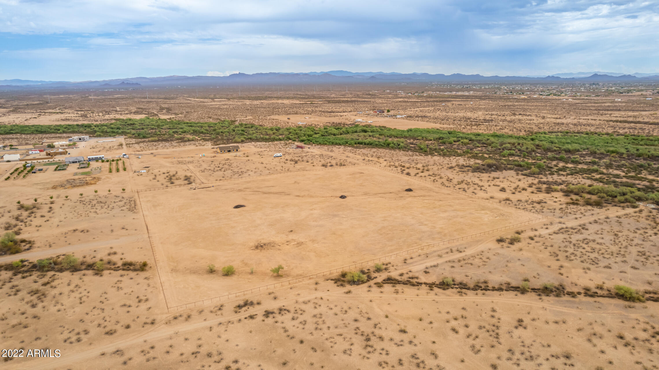 24130 W DIXILETA Drive, -