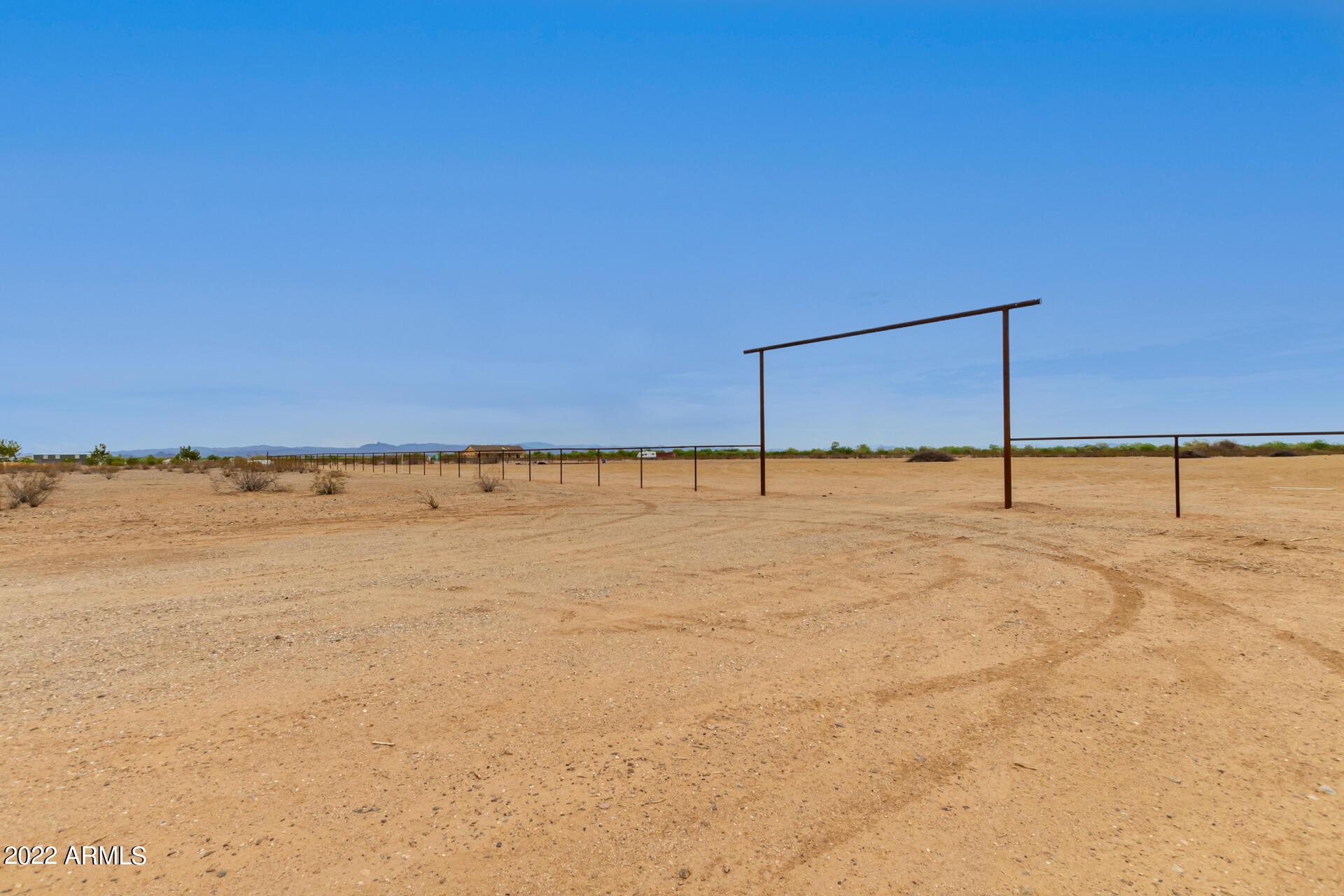 24130 W DIXILETA Drive, -
