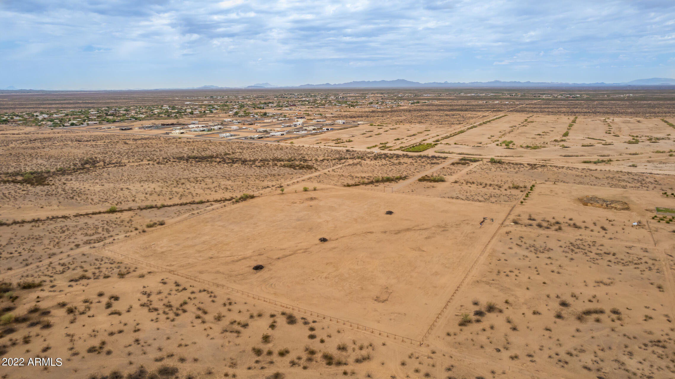 24130 W DIXILETA Drive, -