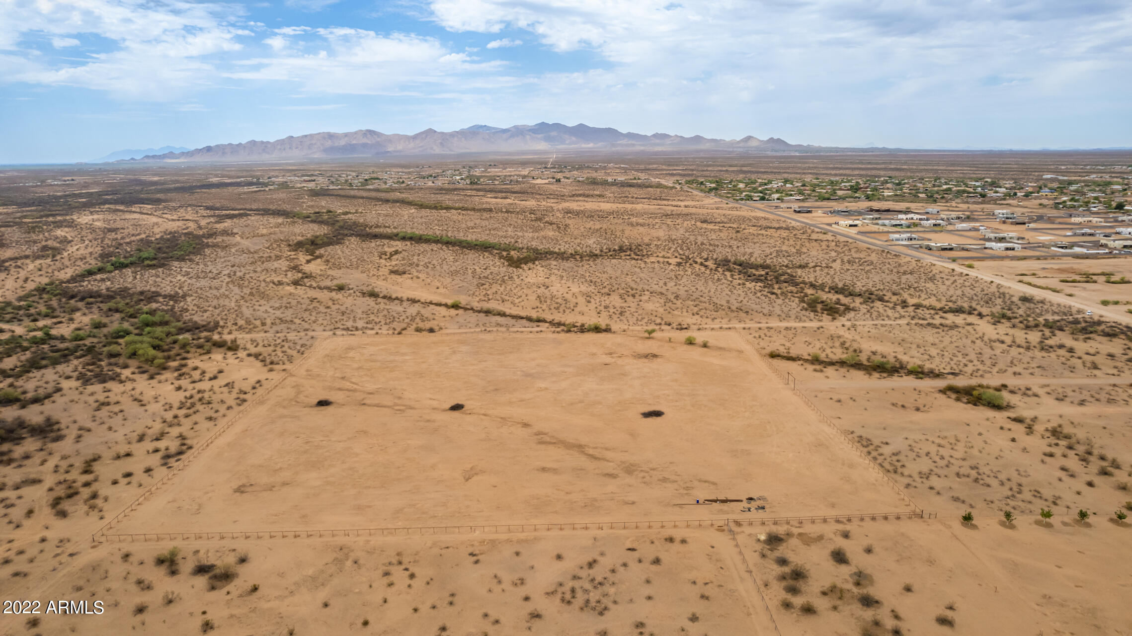 24130 W DIXILETA Drive, -