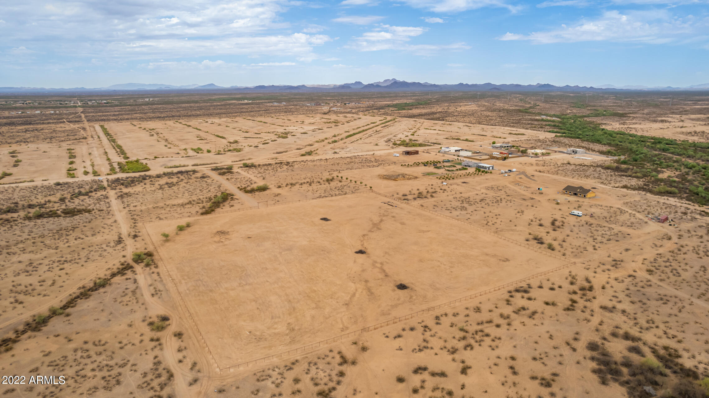 24130 W DIXILETA Drive, -