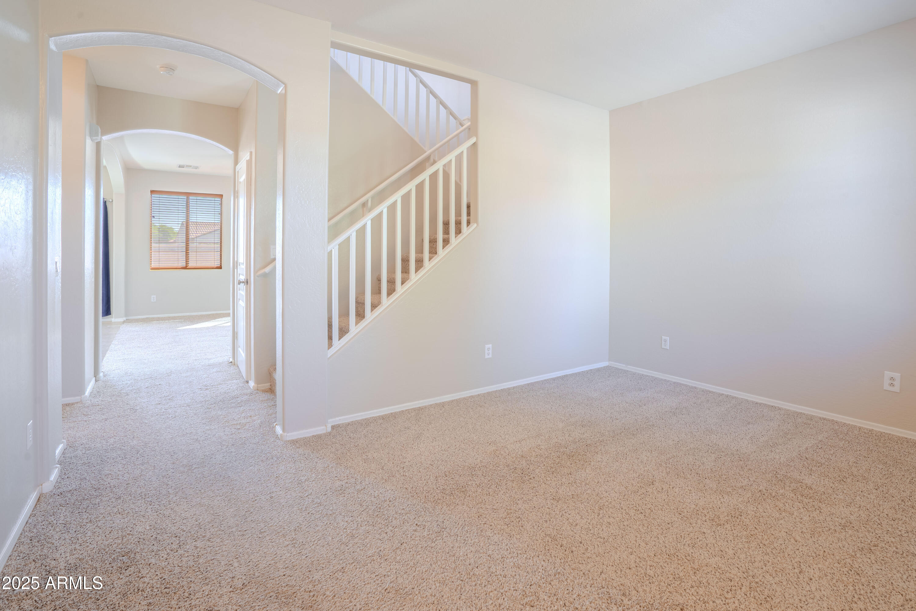 44181 W GRIFFIS Drive