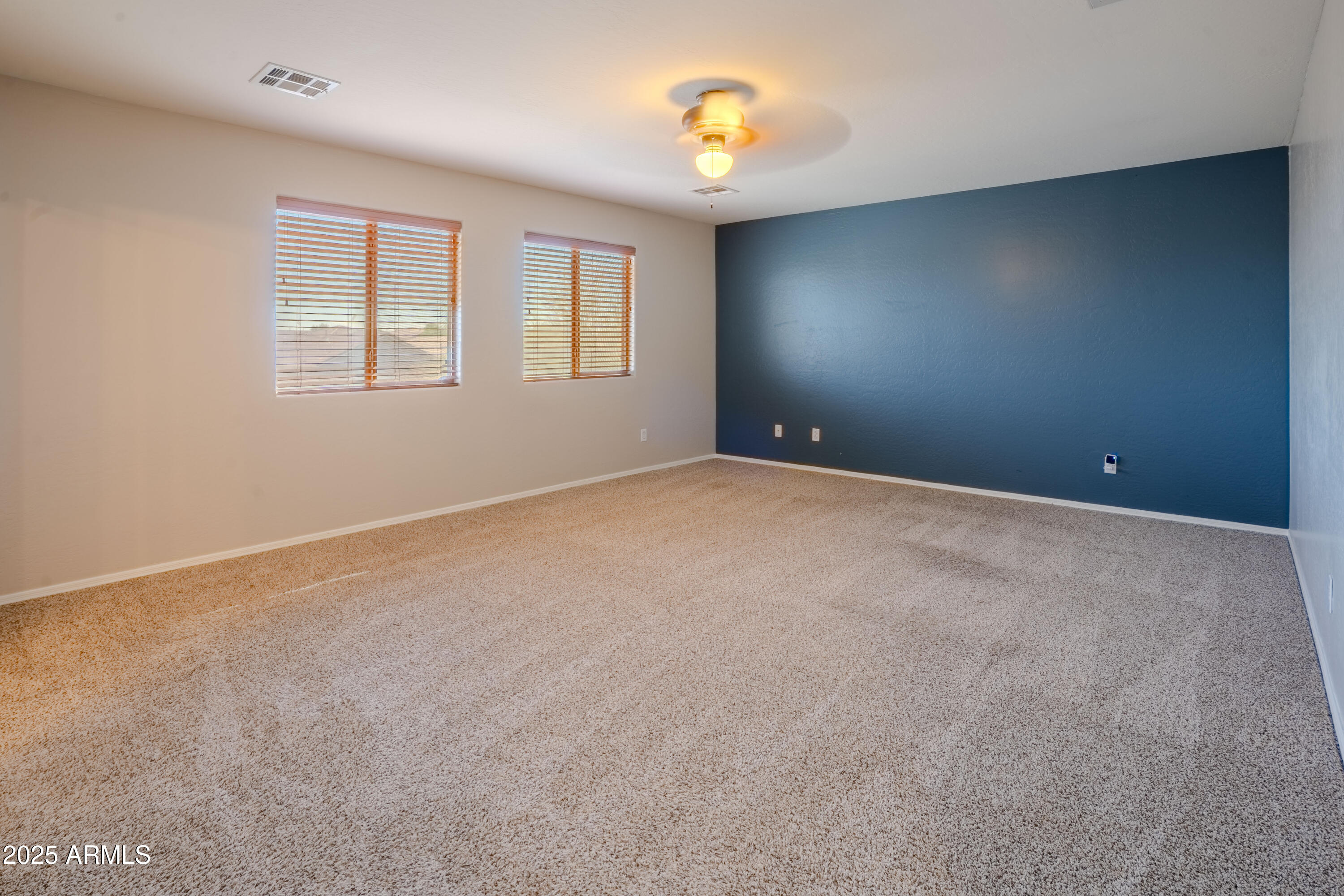 44181 W GRIFFIS Drive