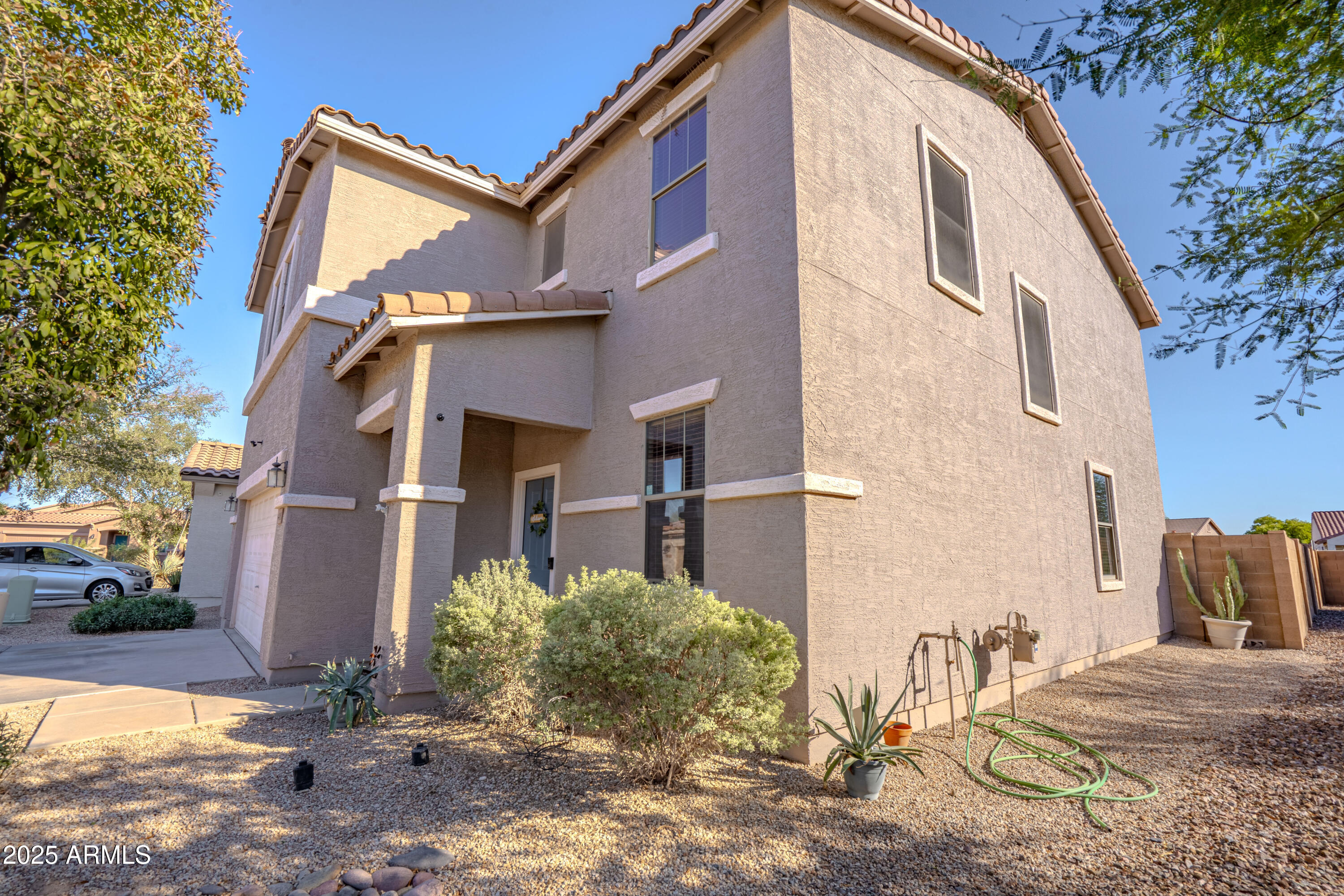 44181 W GRIFFIS Drive