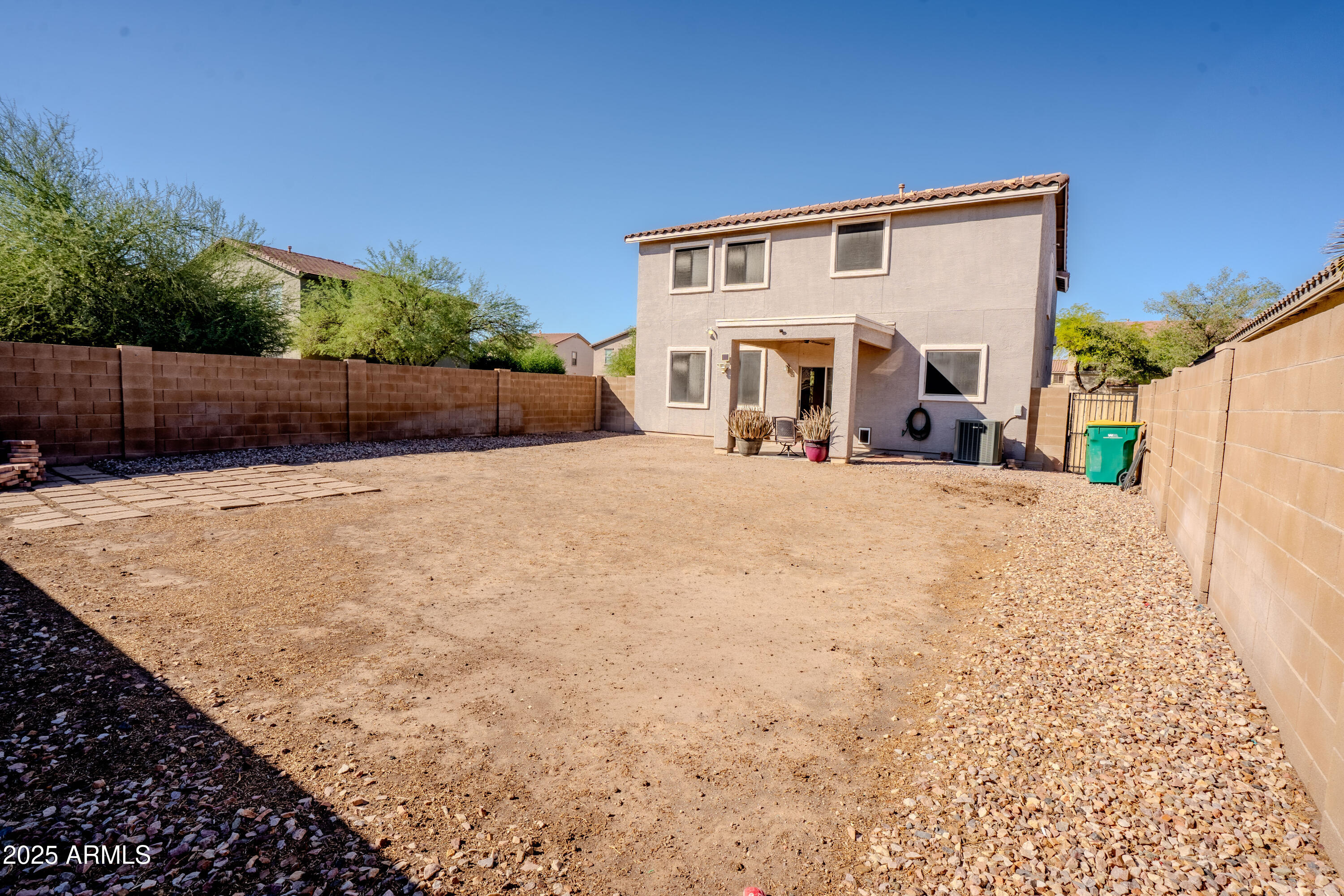 44181 W GRIFFIS Drive