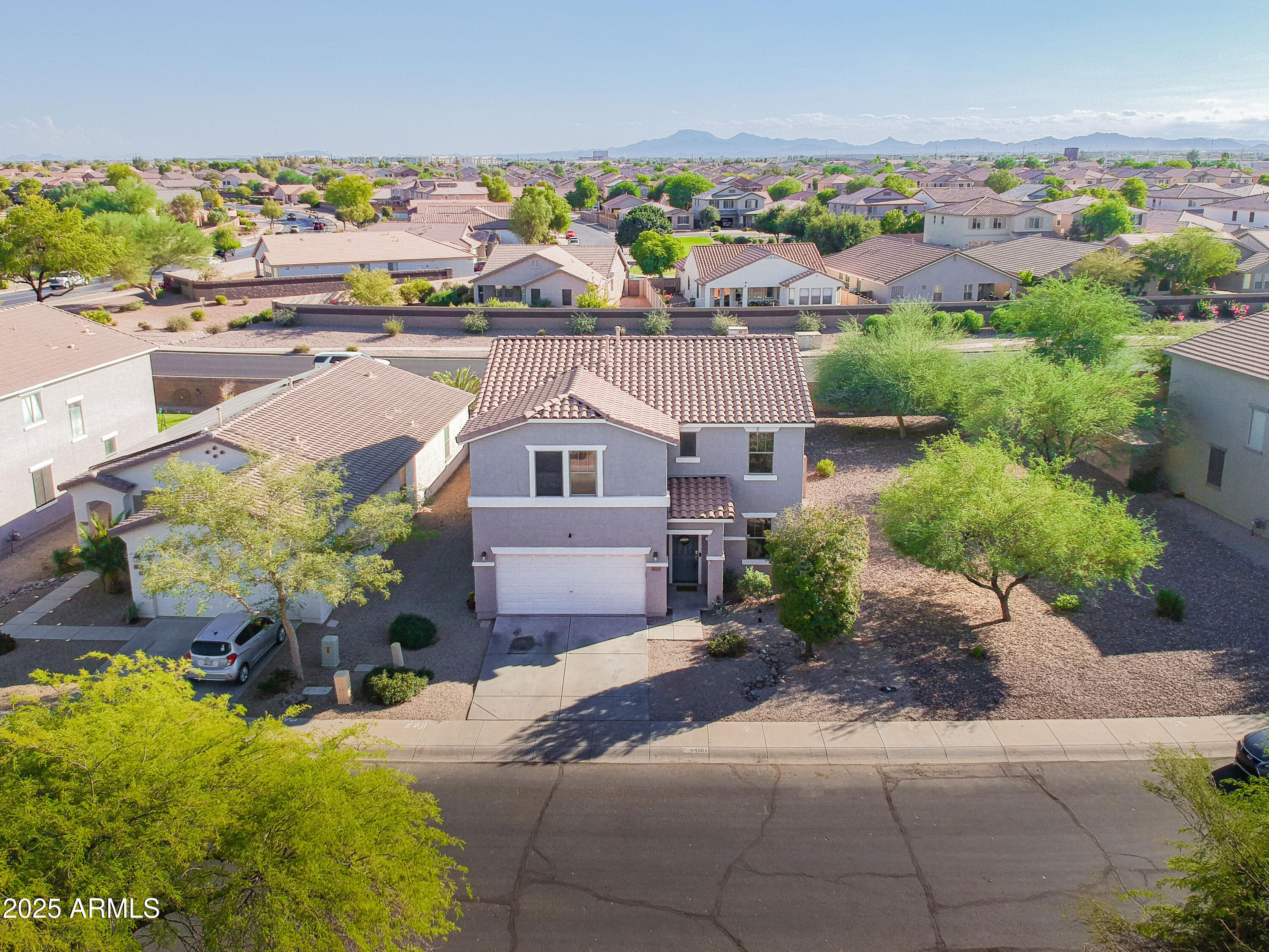 44181 W GRIFFIS Drive