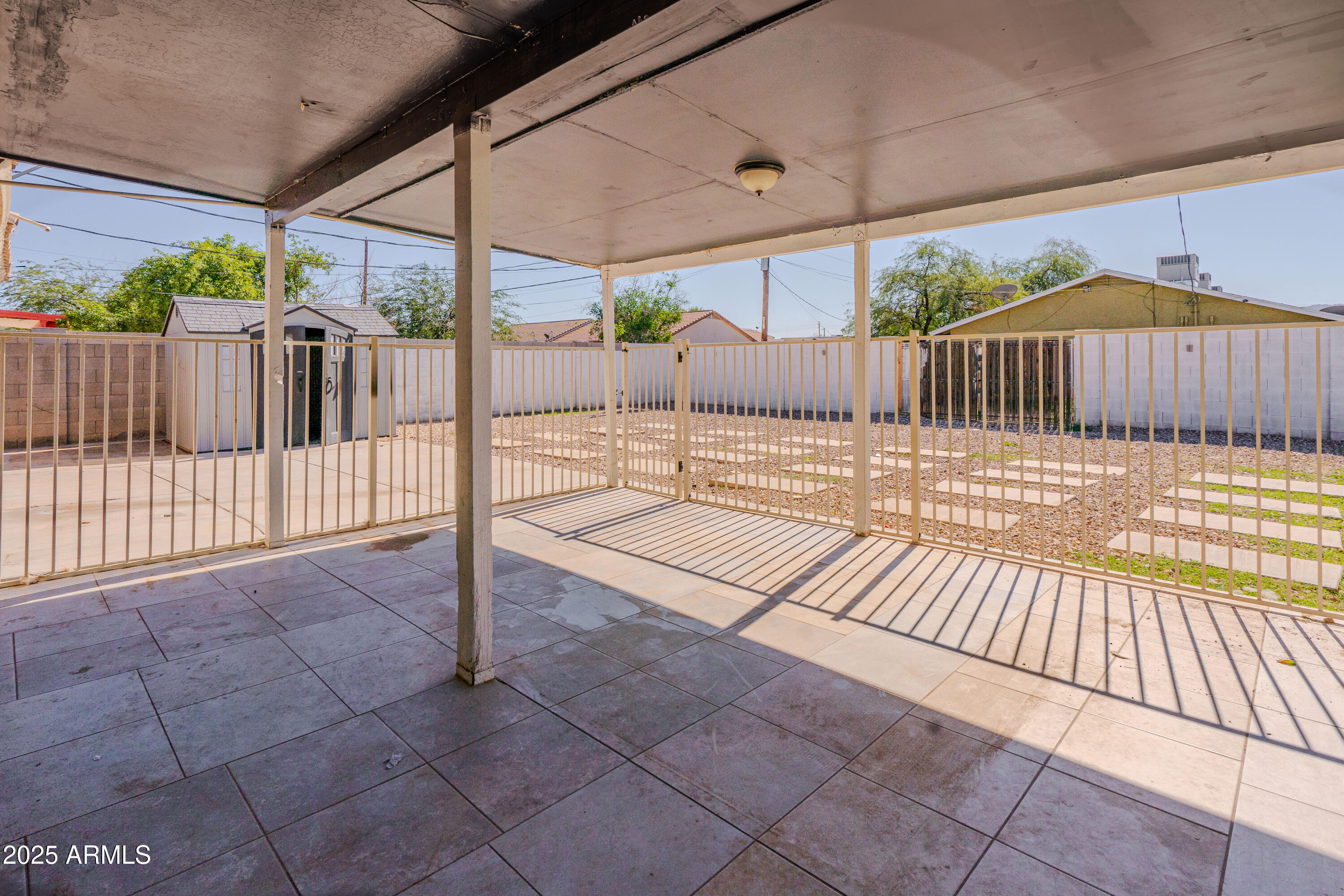 2905 E CHIPMAN Road