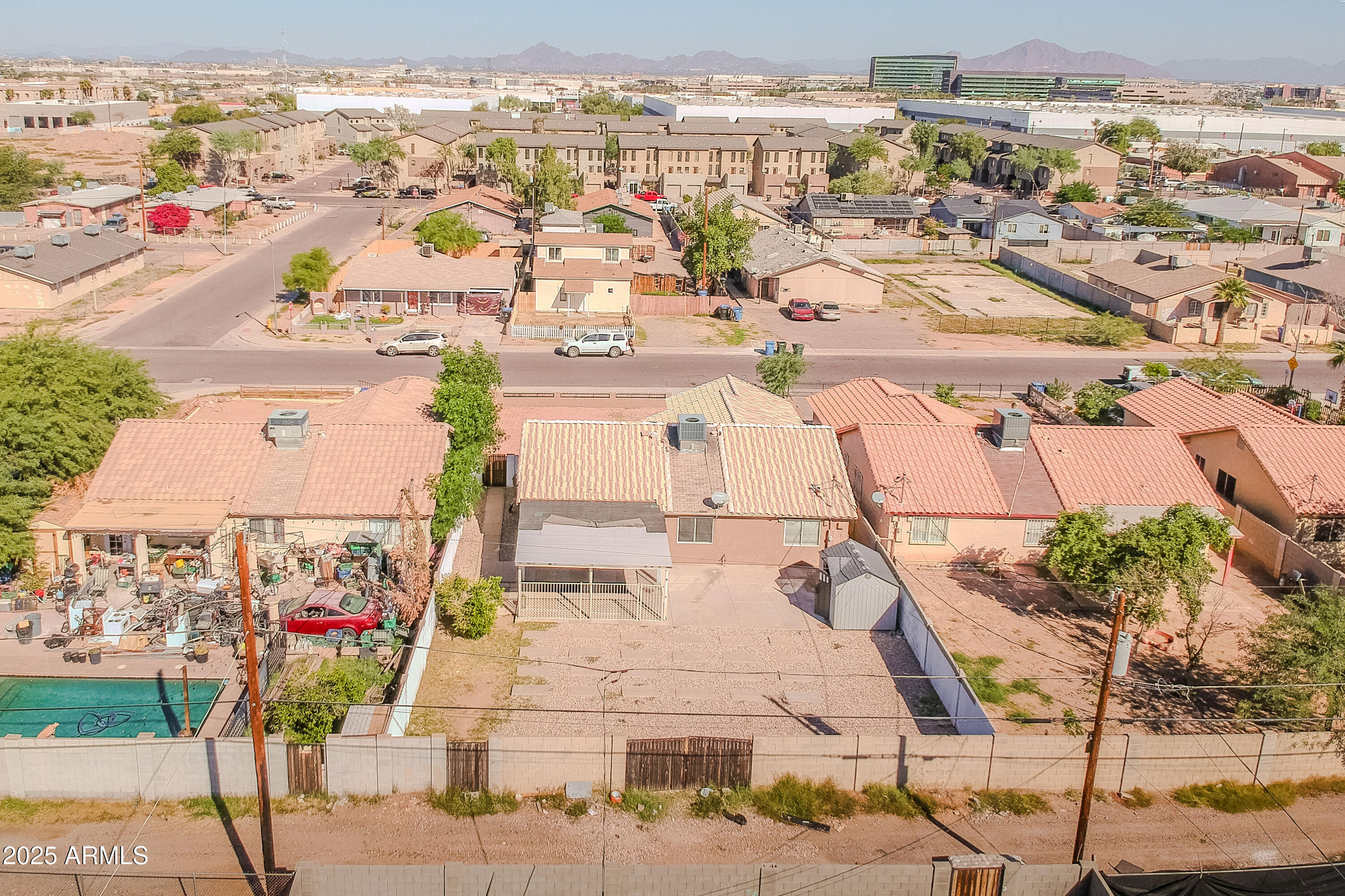 2905 E CHIPMAN Road