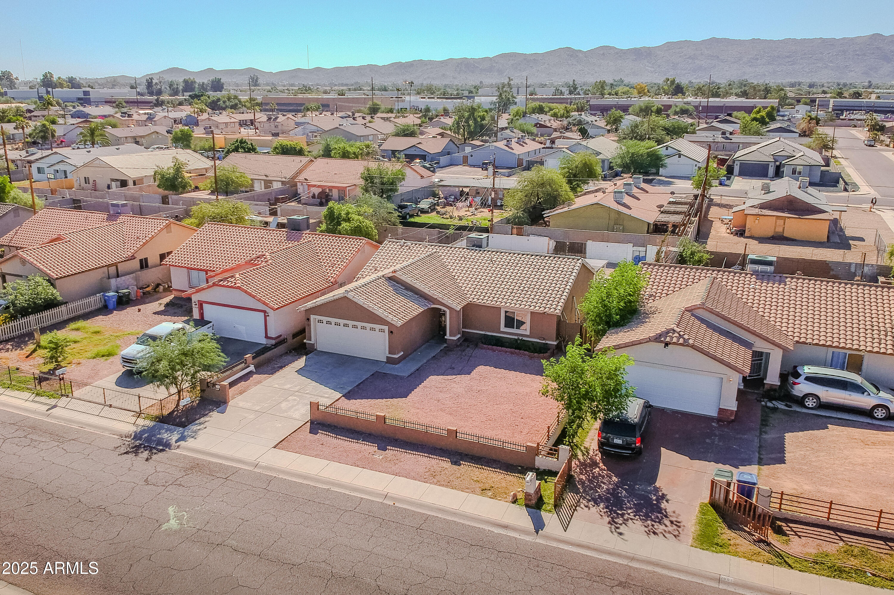 2905 E CHIPMAN Road