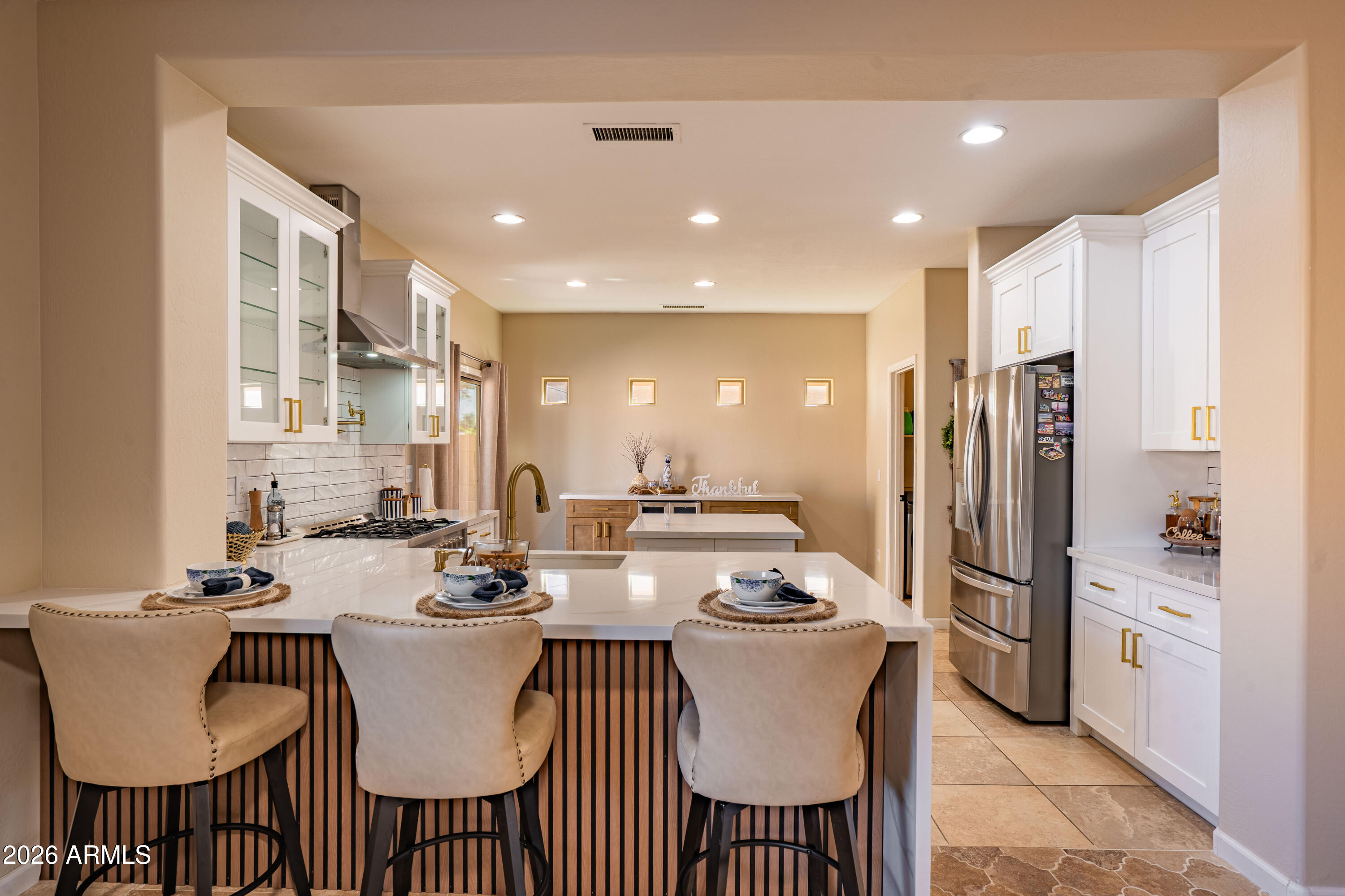 44346 W CYPRESS Lane