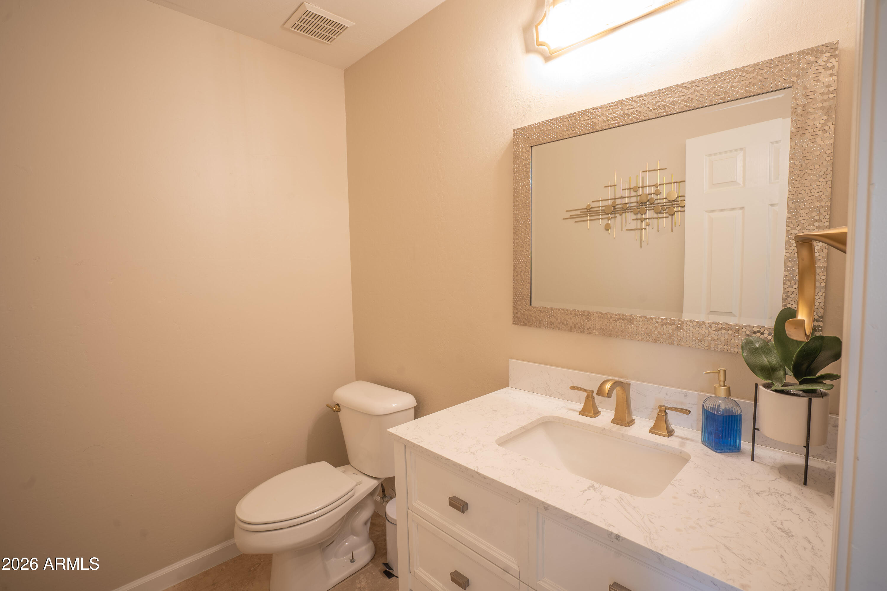 44346 W CYPRESS Lane