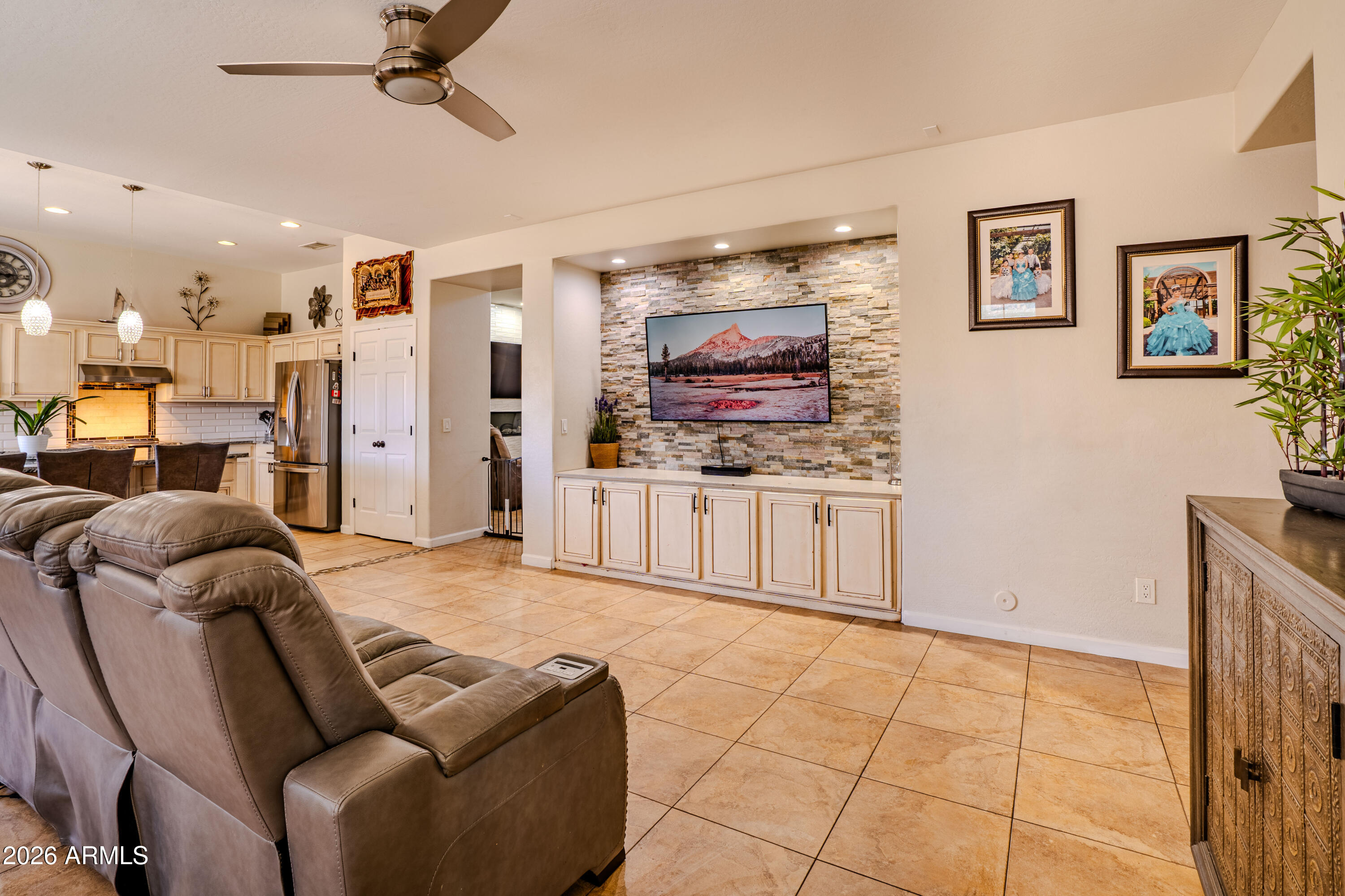 5137 W GRENADINE Road