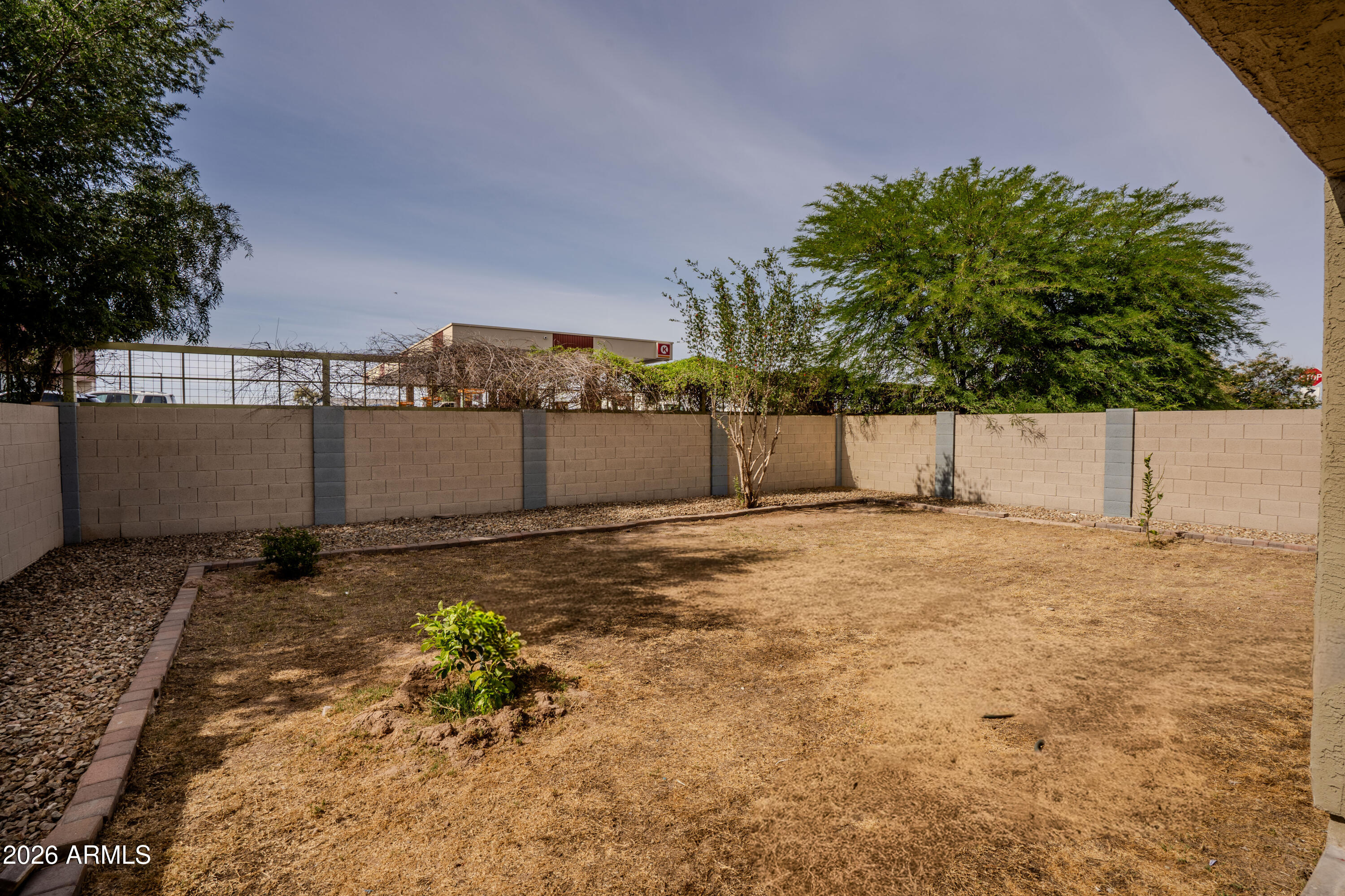 44633 W YUCCA Lane