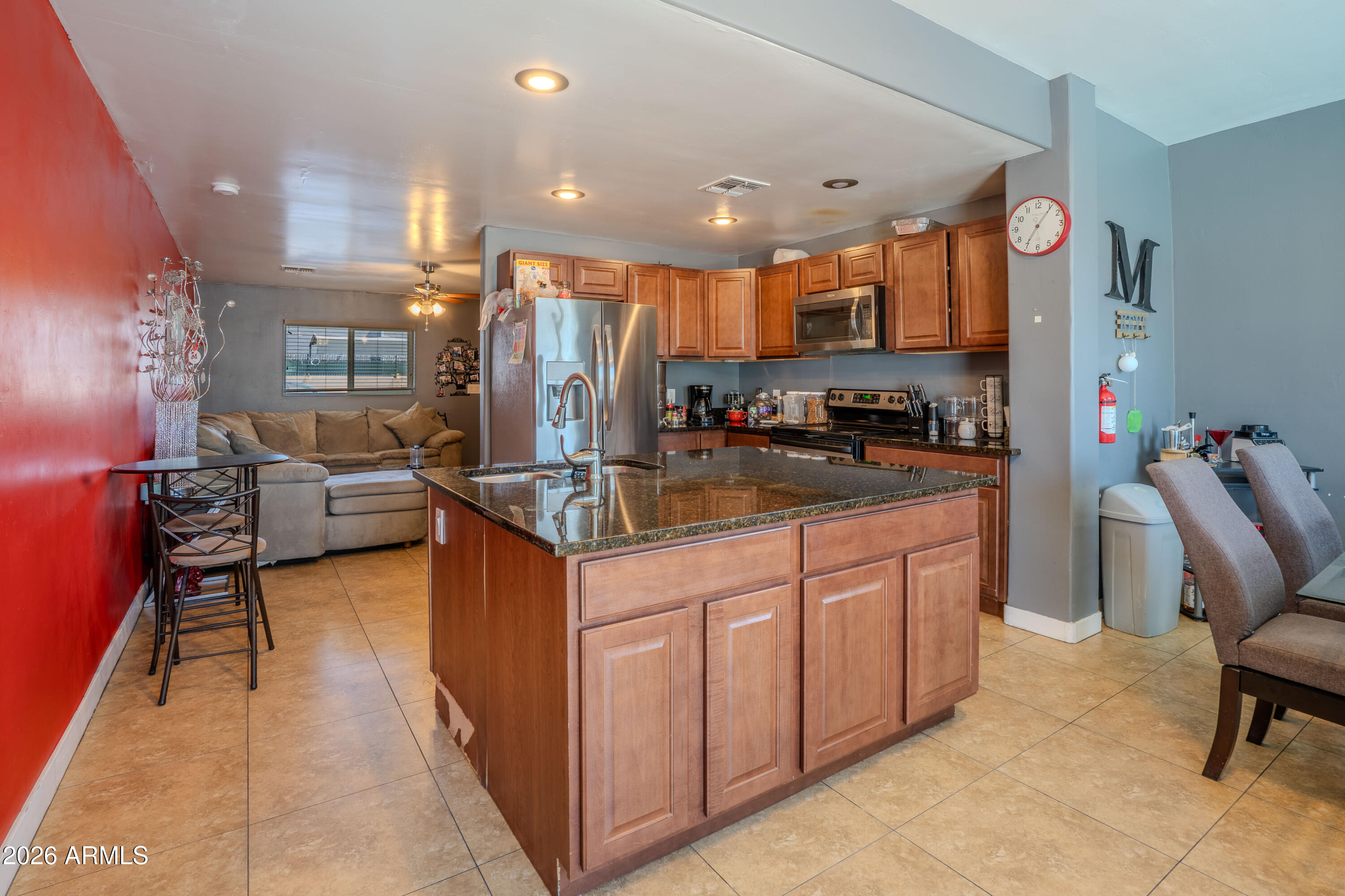 3801 W WILSHIRE Drive