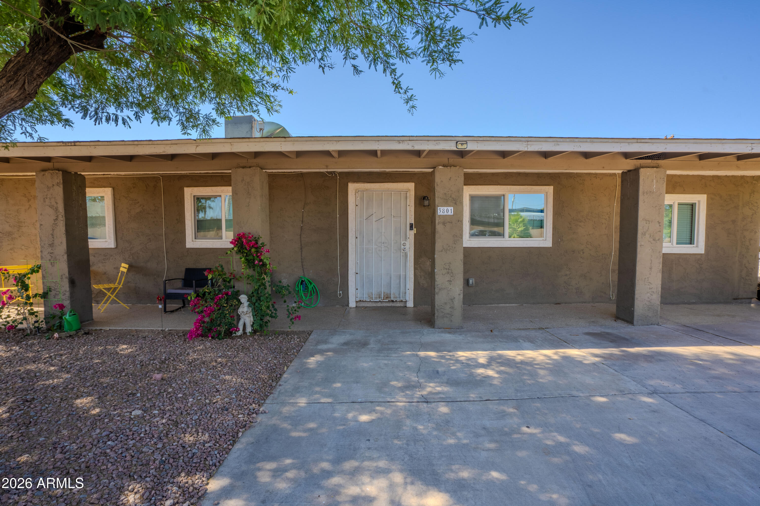 3801 W WILSHIRE Drive