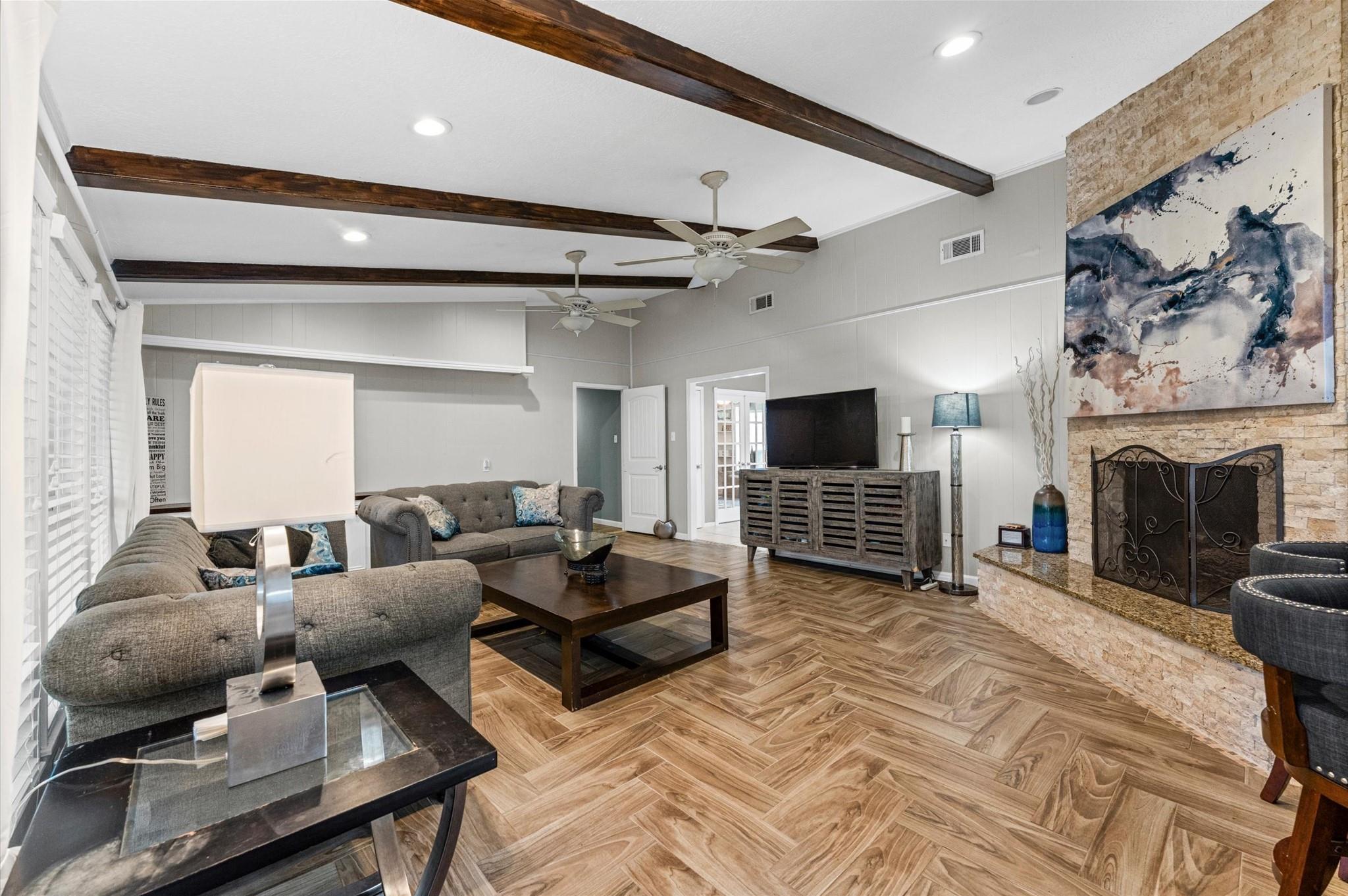 2211 River Falls Drive