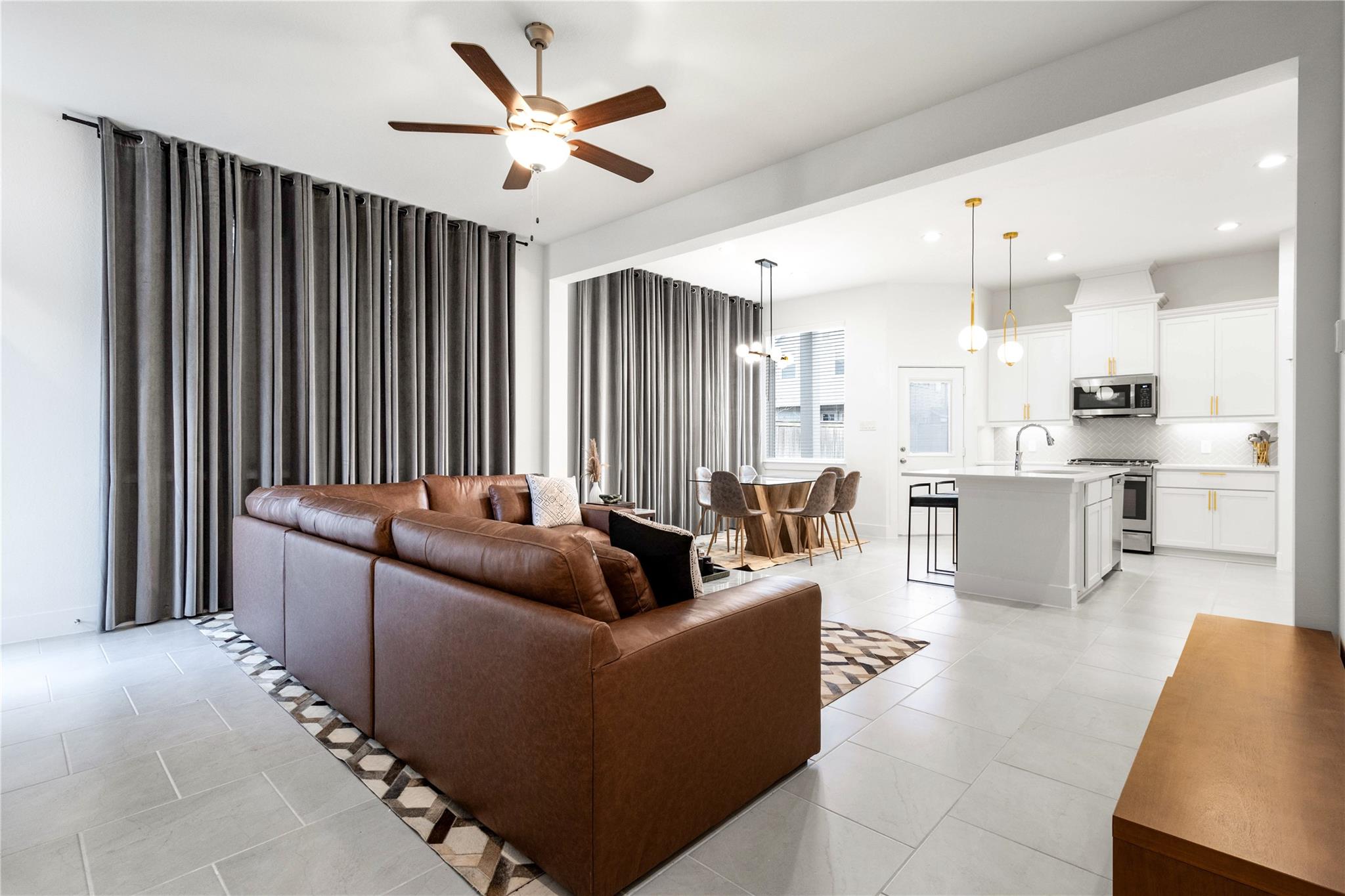 21111 Rio San Jose Ct, Cypress