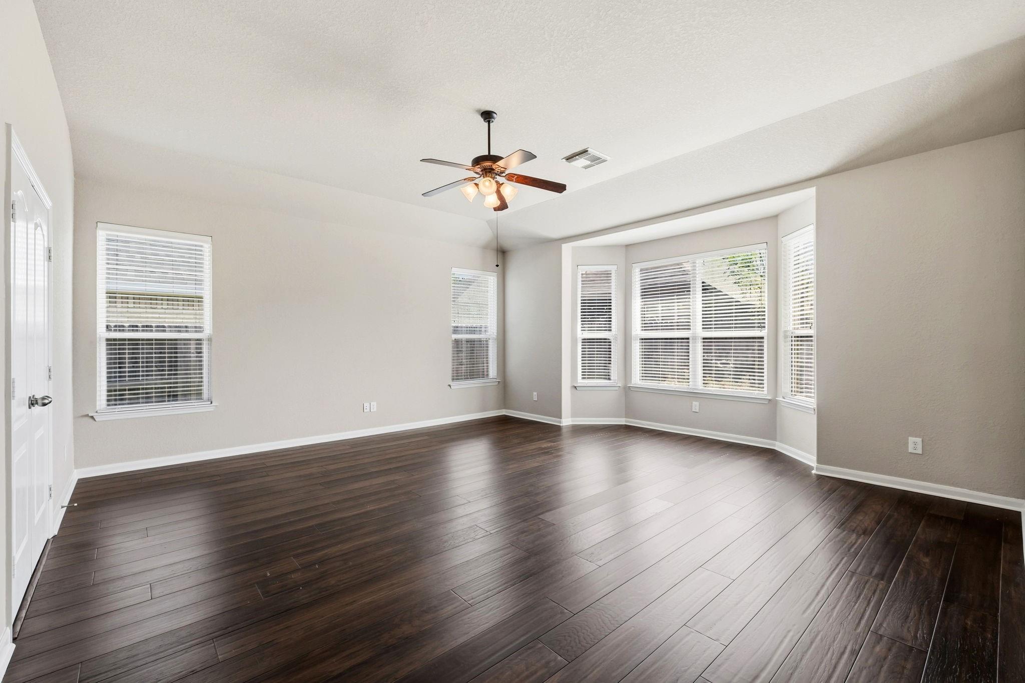 13814 Parkers Cove