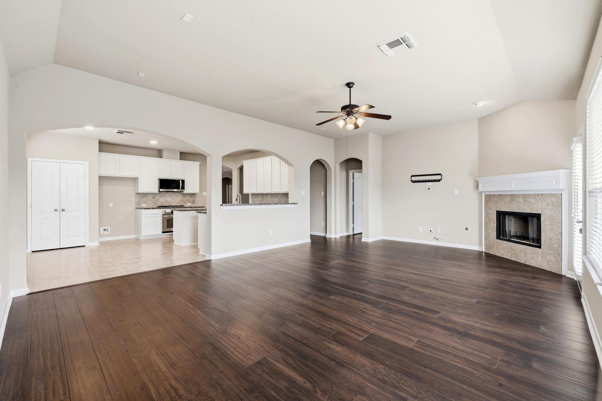 13814 Parkers Cove