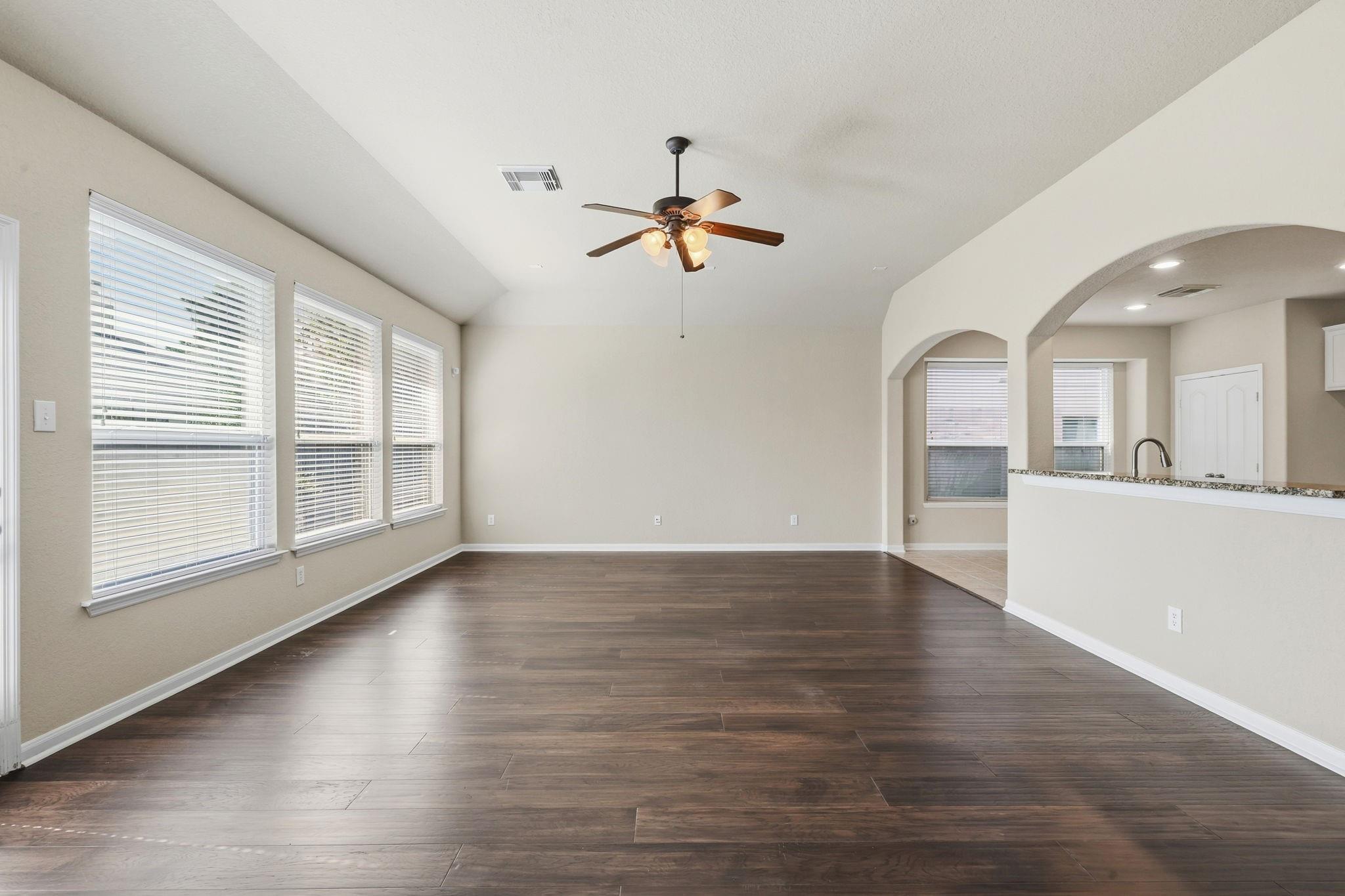 13814 Parkers Cove