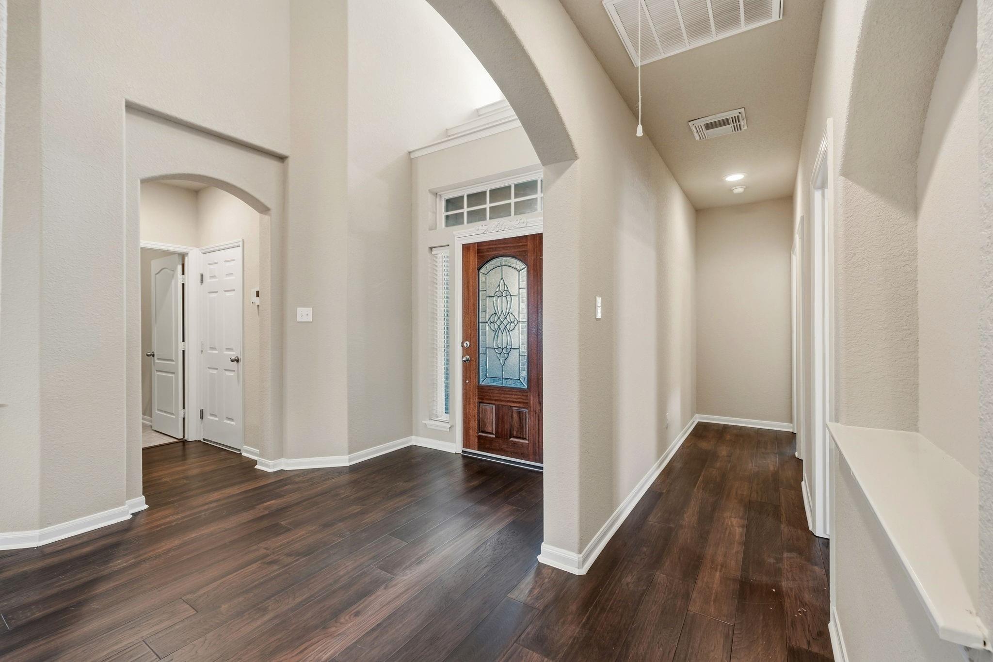 13814 Parkers Cove