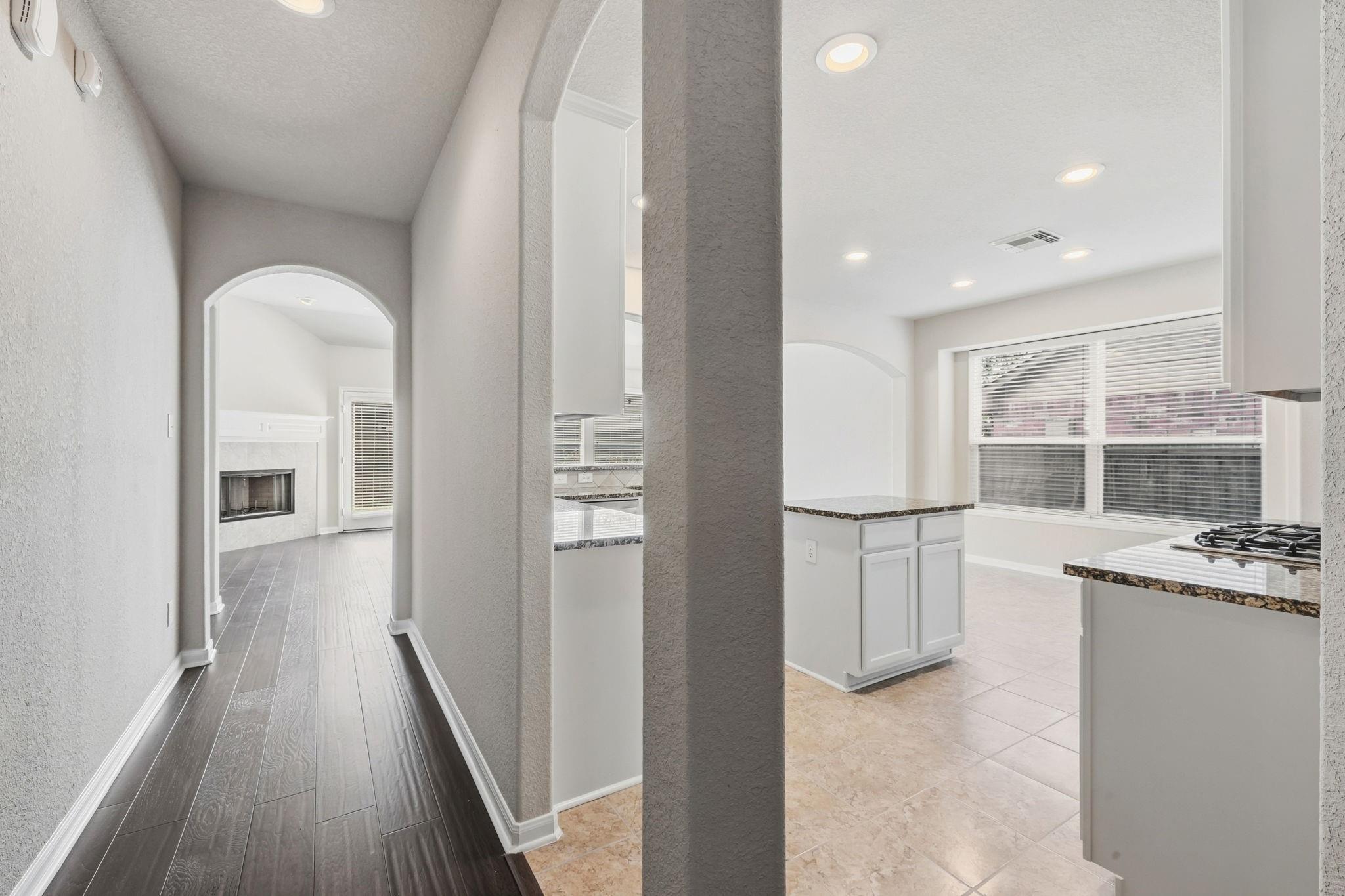 13814 Parkers Cove