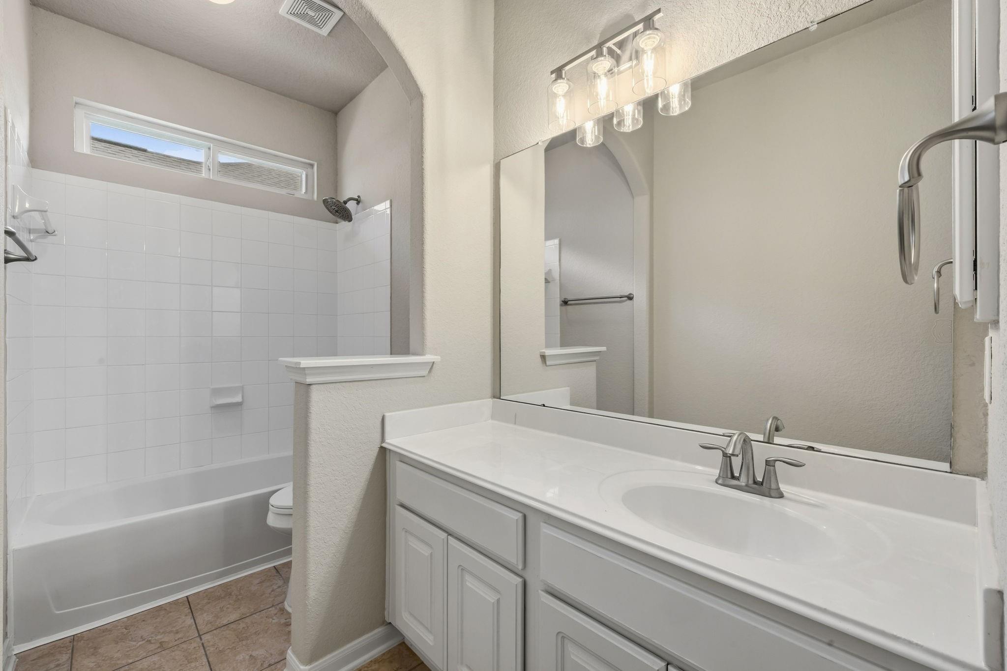 13814 Parkers Cove