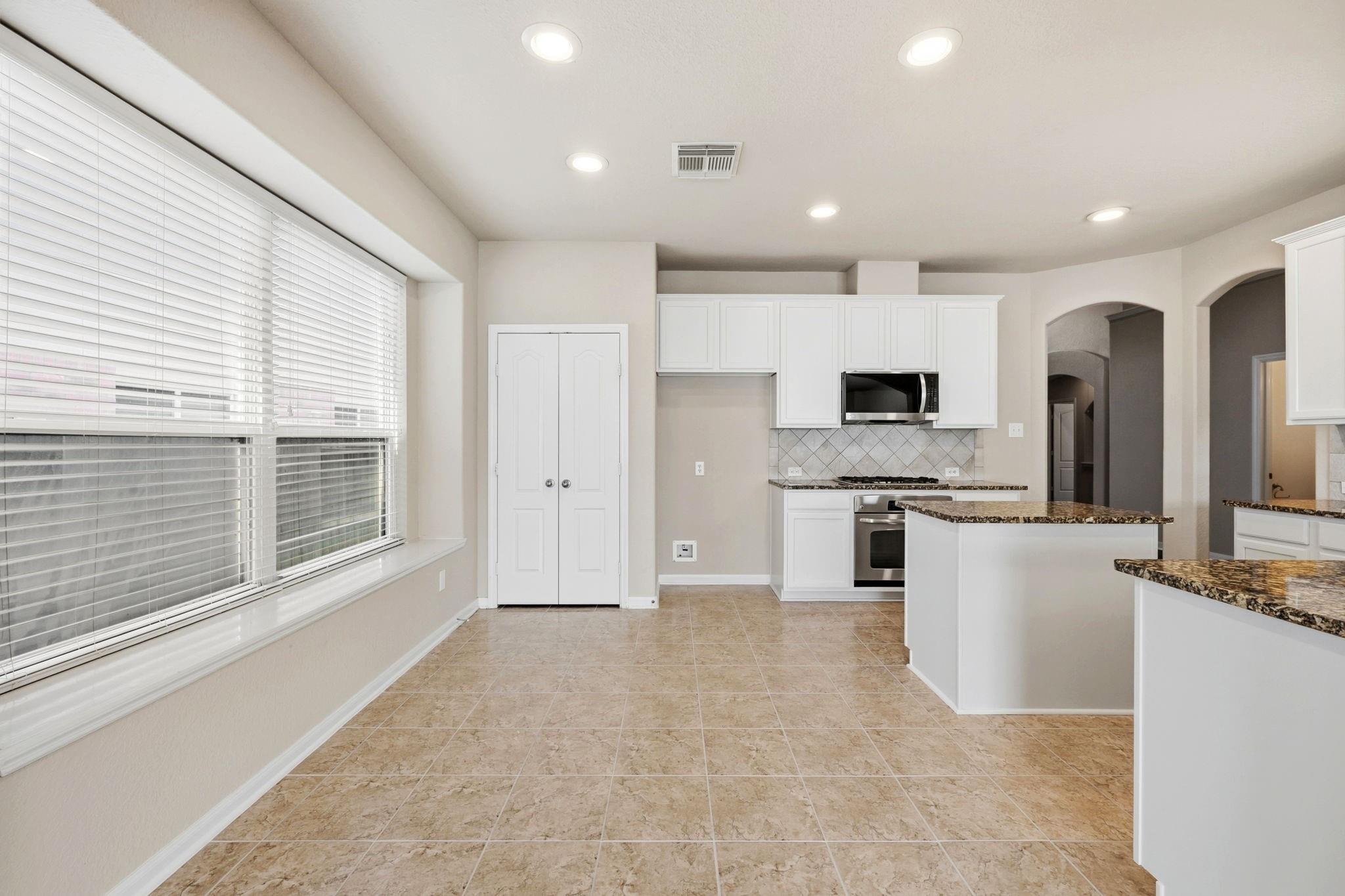 13814 Parkers Cove