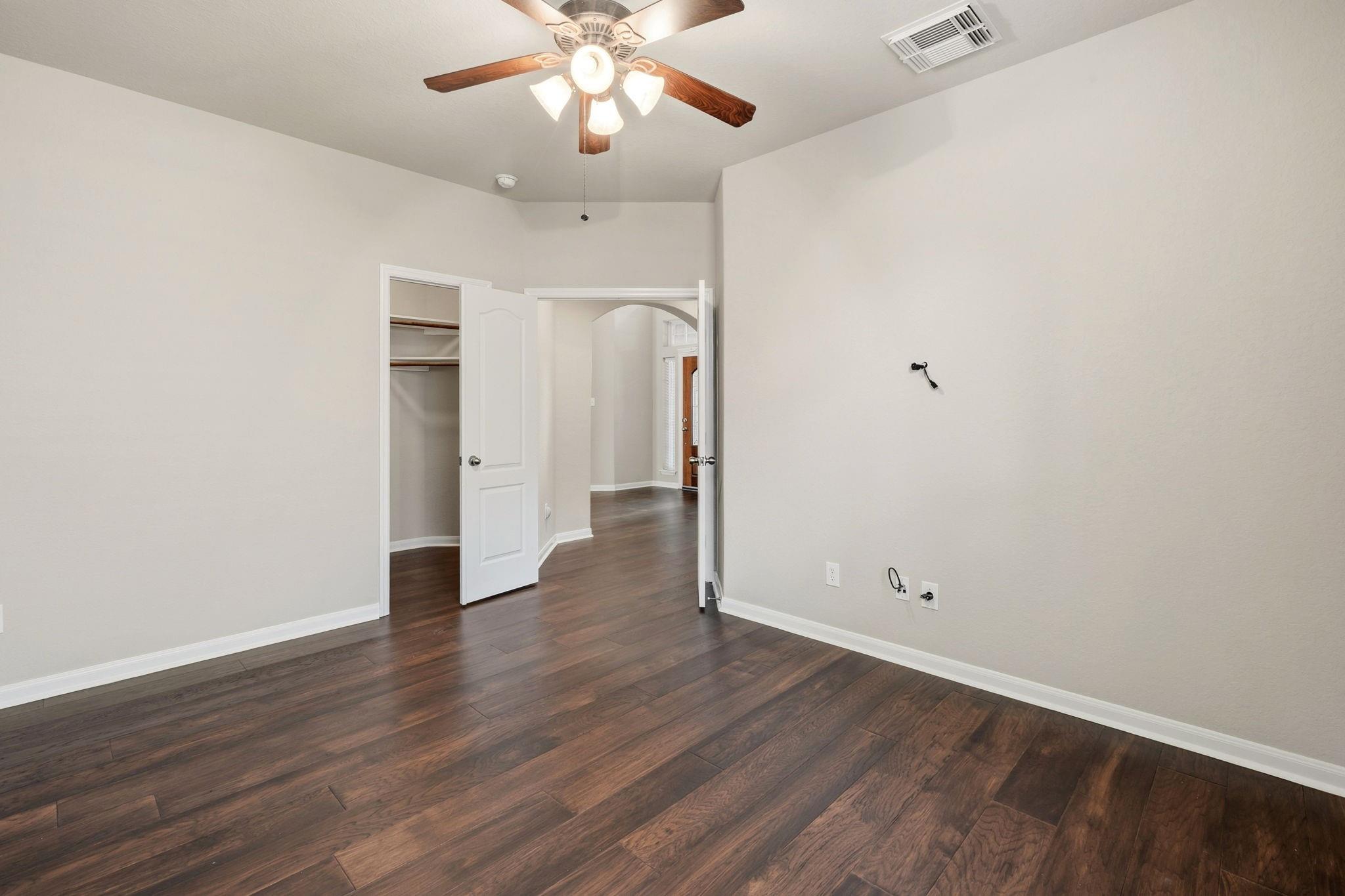 13814 Parkers Cove