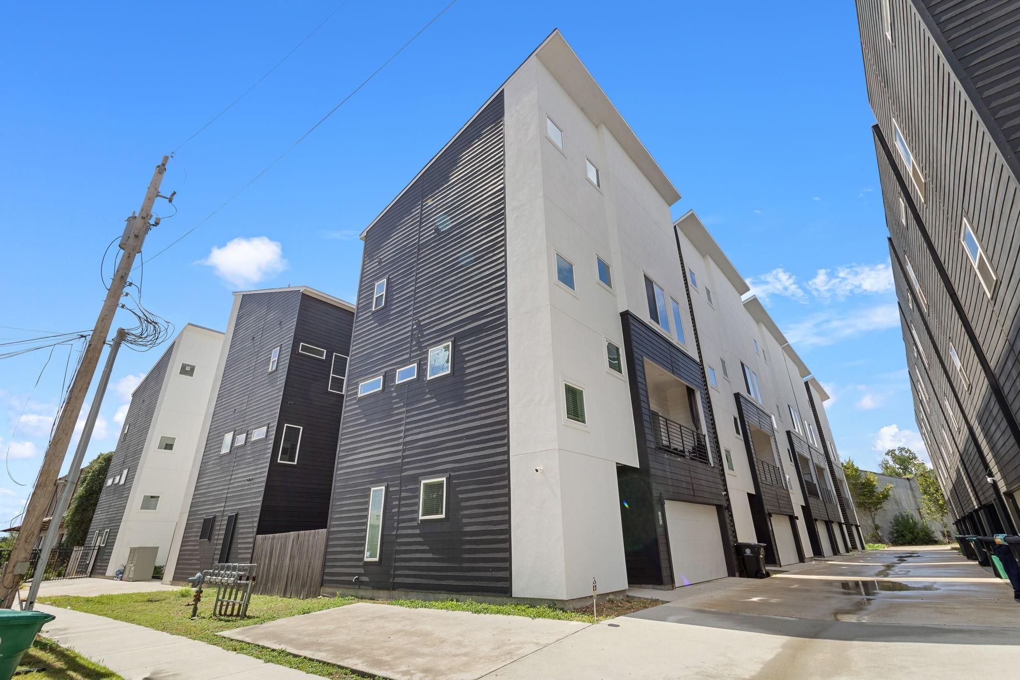 517 Schweikhardt Street