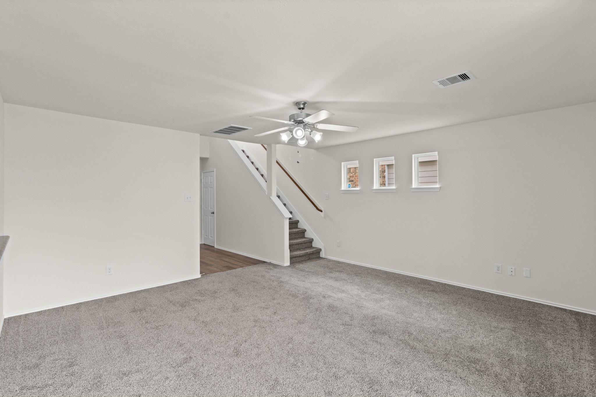 915 Crestmont Trail Drive