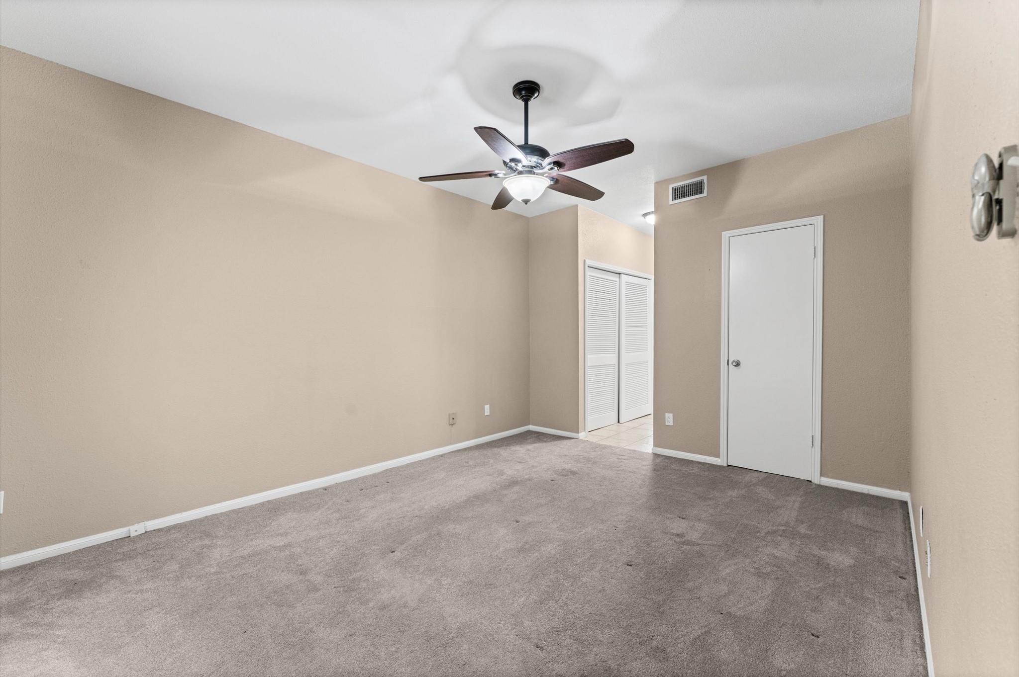 2100 Tanglewilde Street # 404