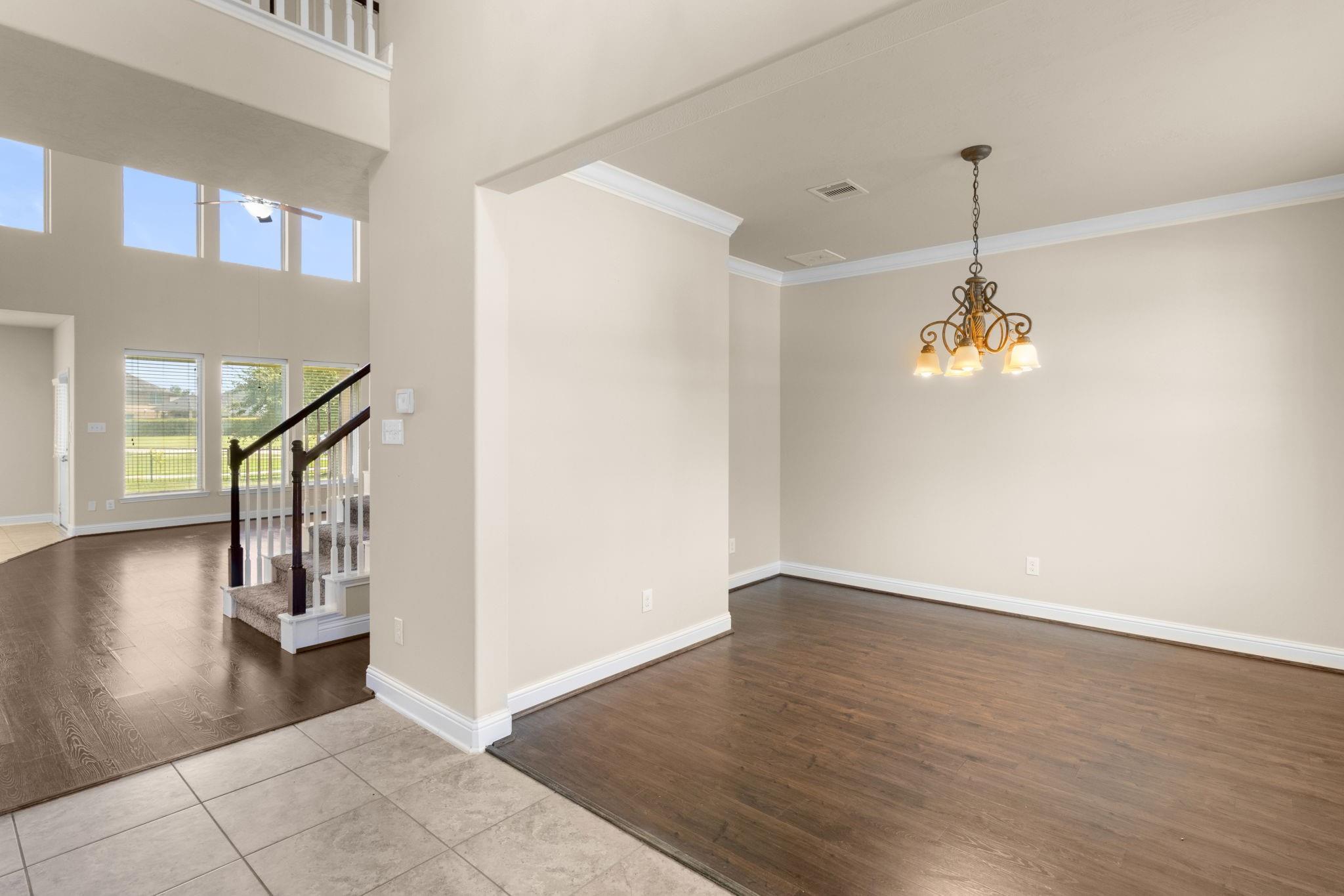 20907 Sedgefield Meadow Cir