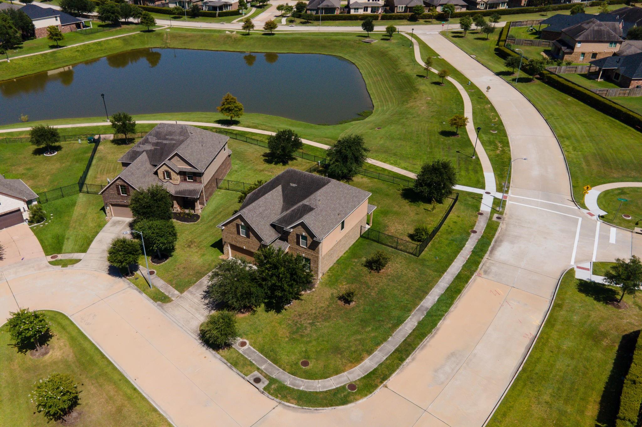 20907 Sedgefield Meadow Cir