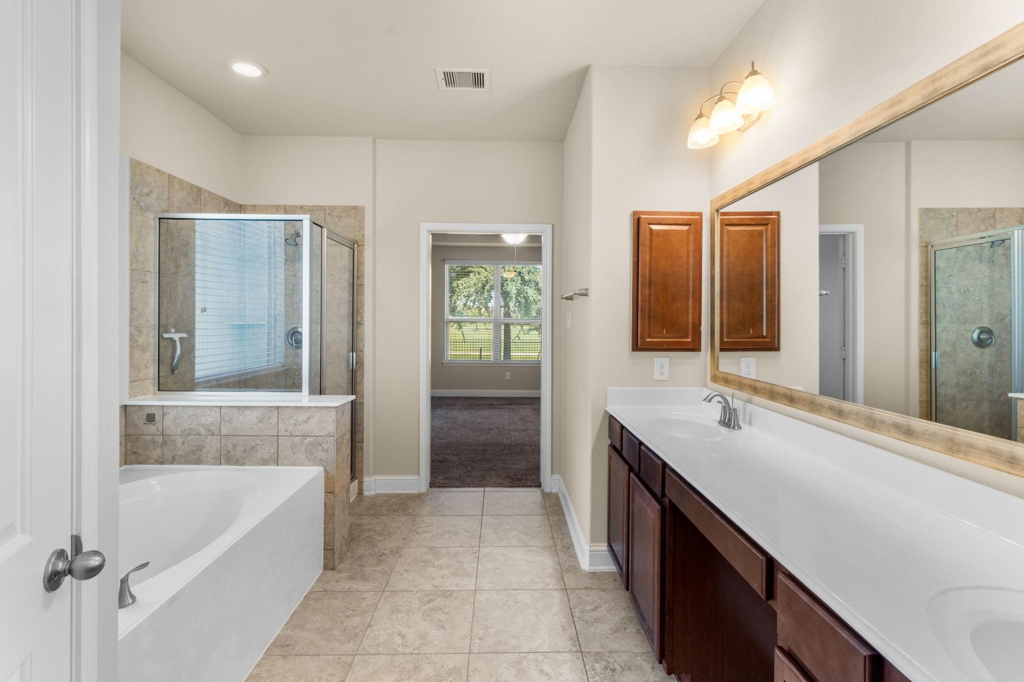 20907 Sedgefield Meadow Cir
