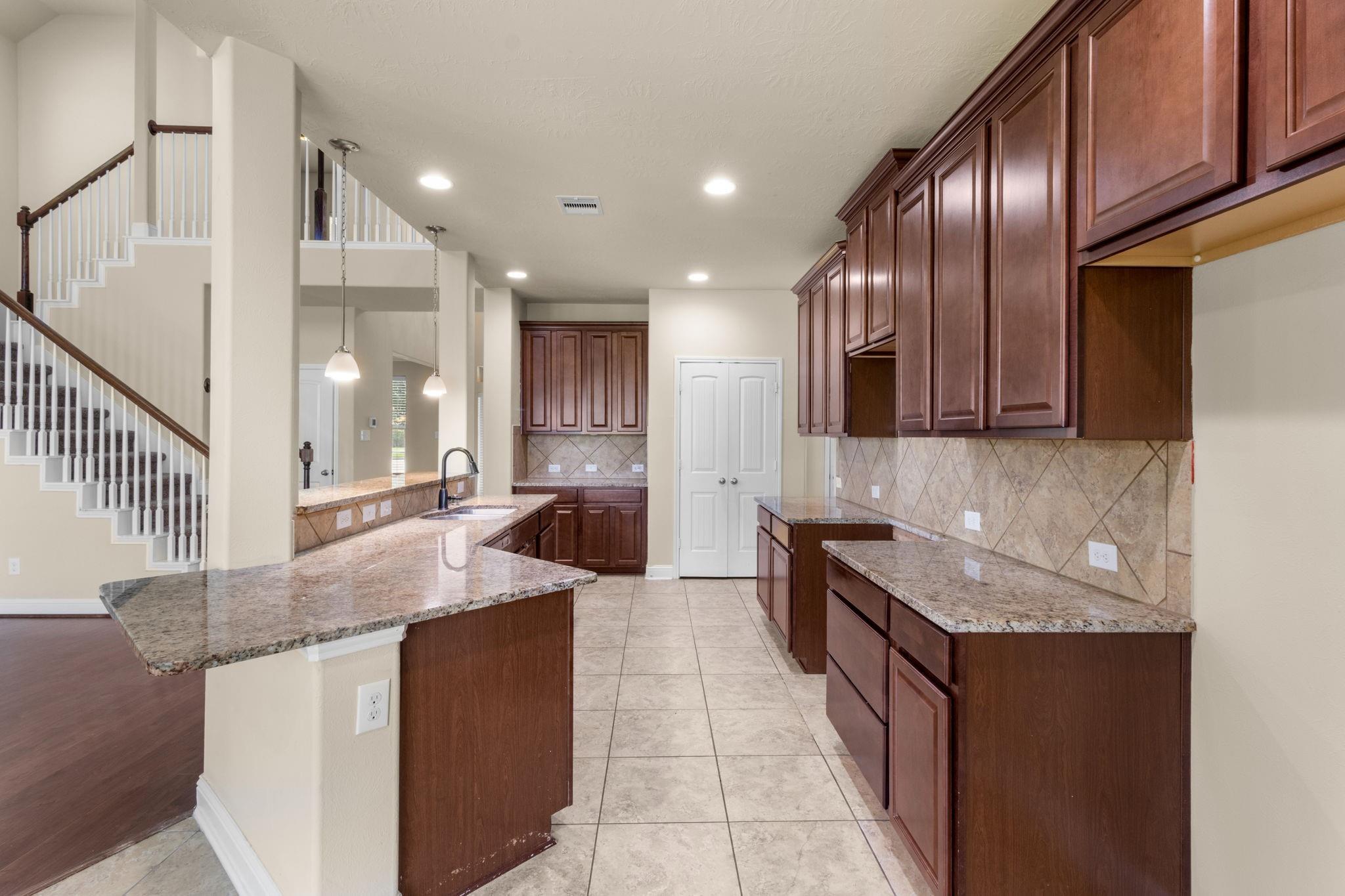 20907 Sedgefield Meadow Cir