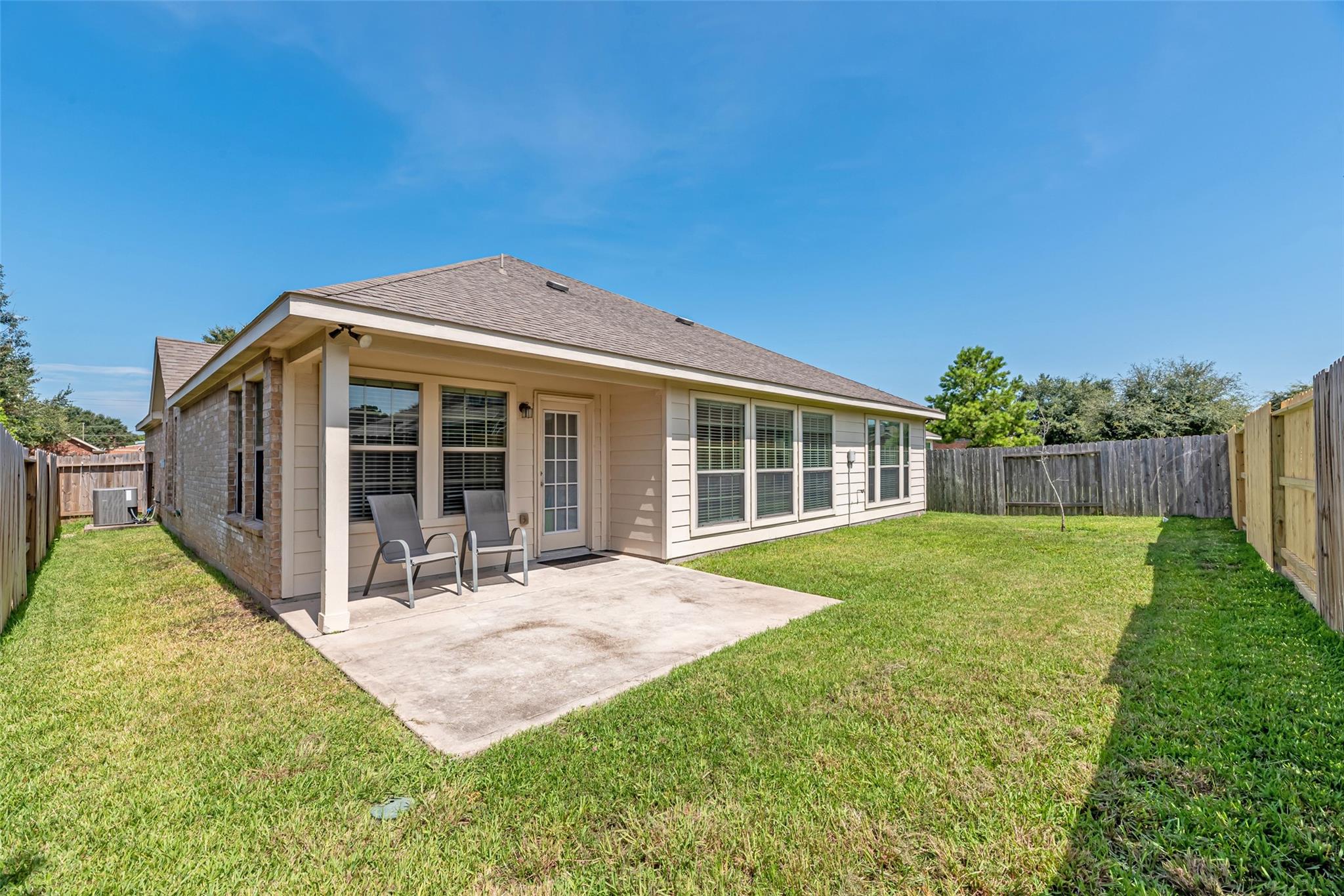 119 Emerald Loch Lane