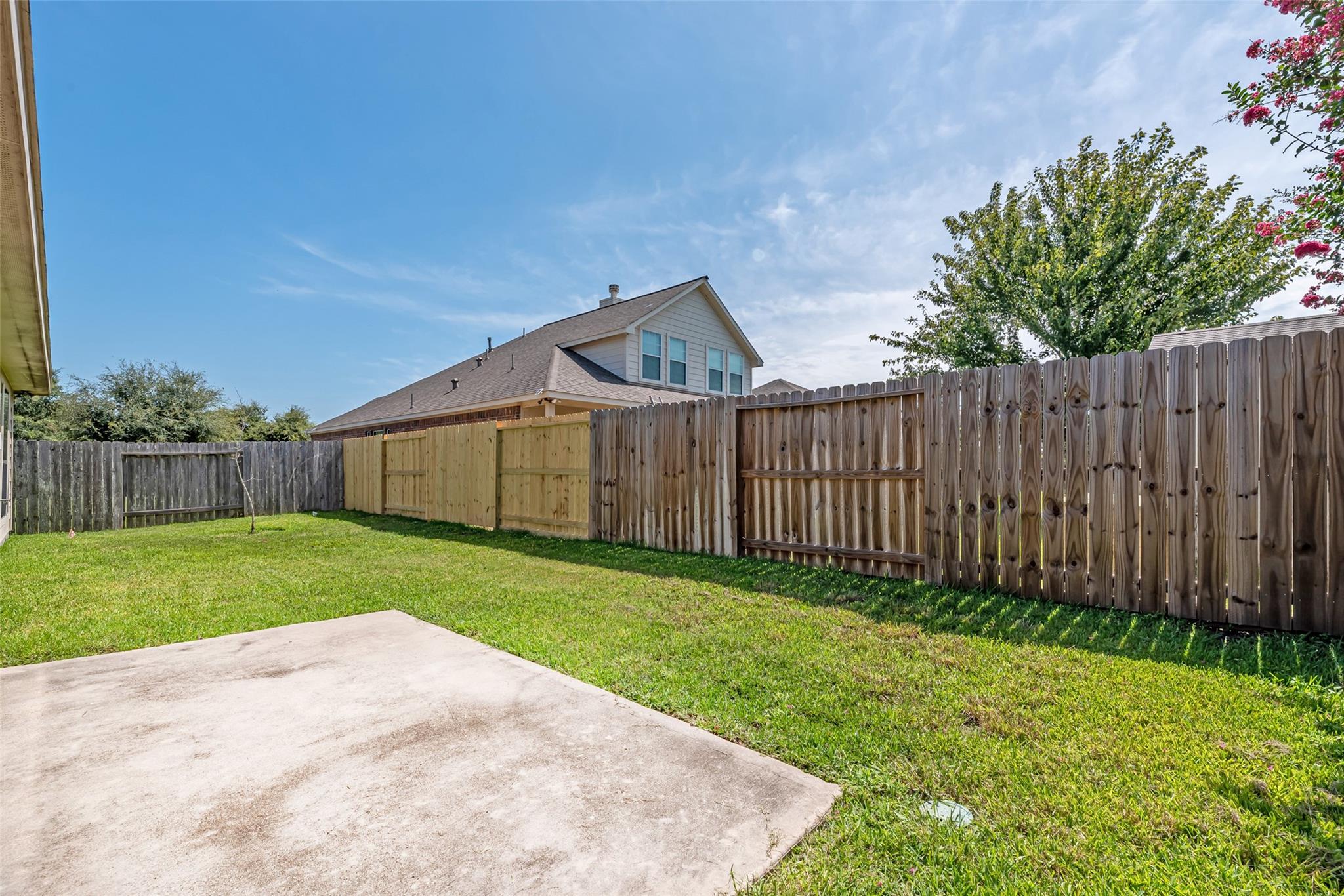 119 Emerald Loch Lane
