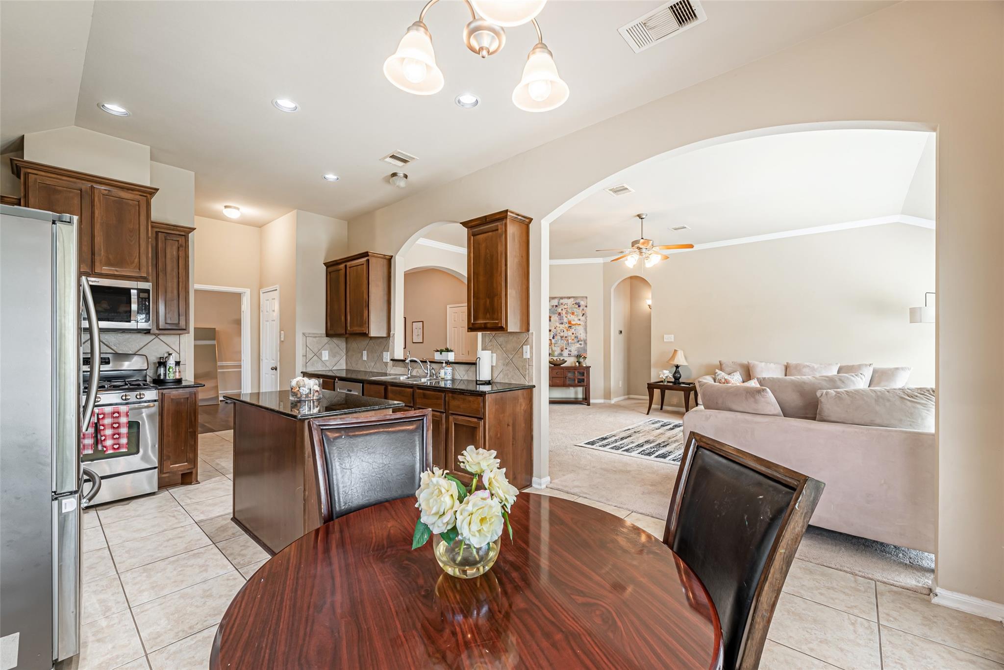119 Emerald Loch Lane