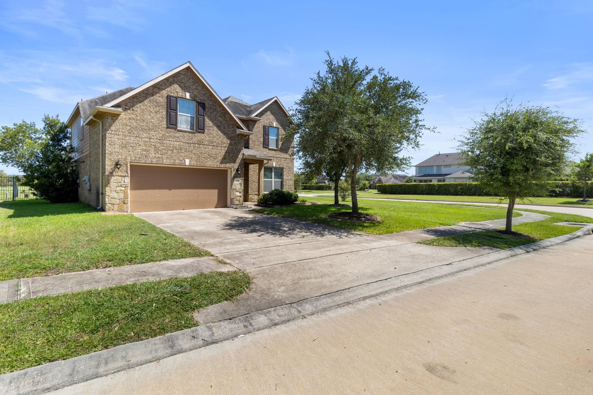 20907 Sedgefield Meadow Cir