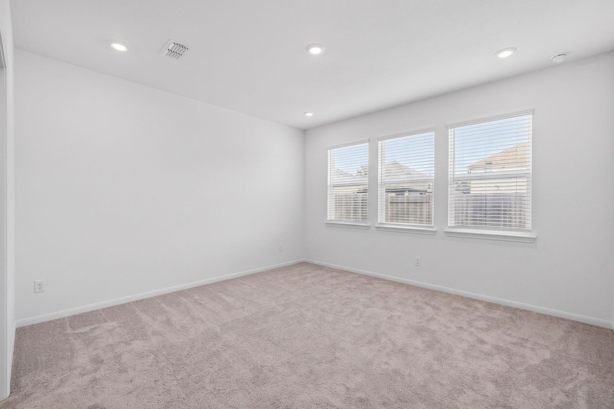 1902 Whispering River Drive