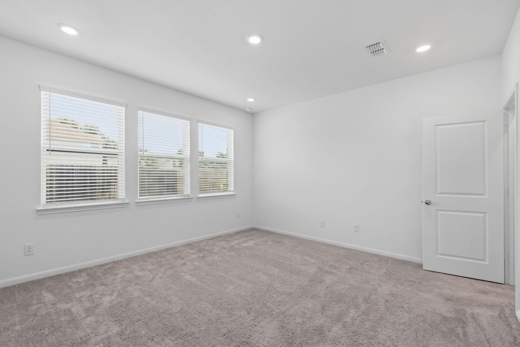 1902 Whispering River Drive