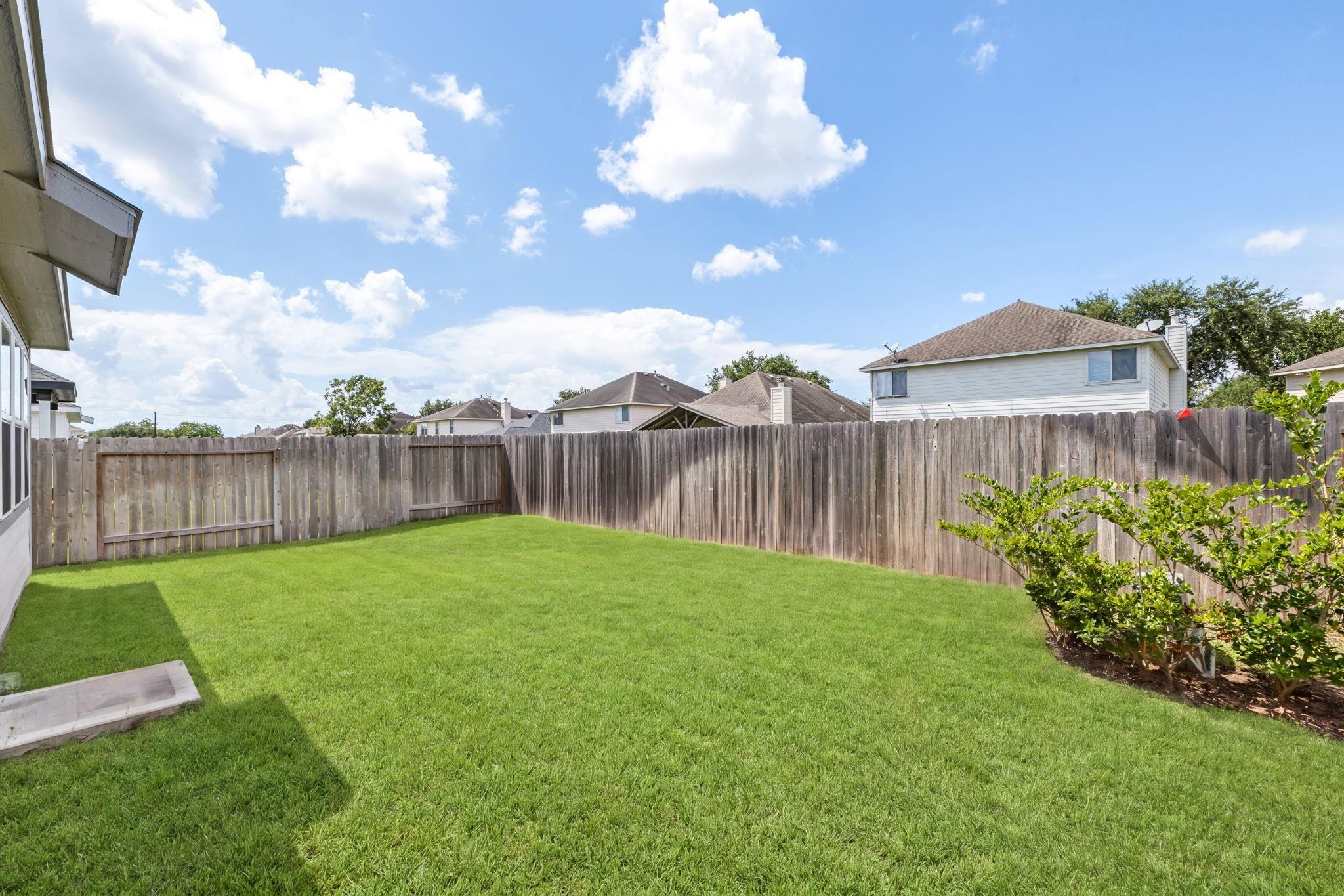 1902 Whispering River Drive