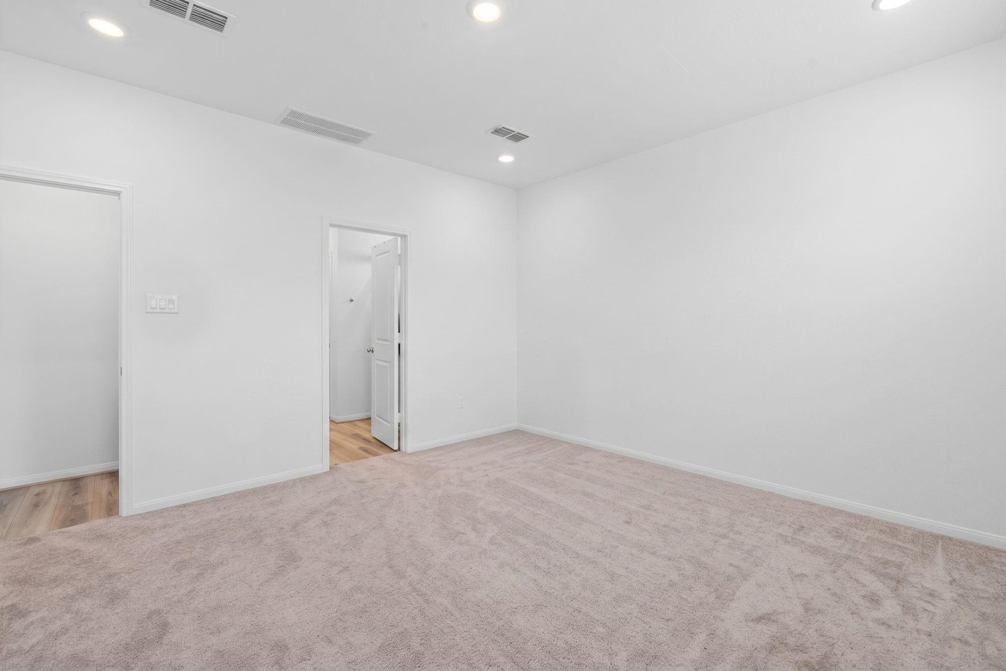 1902 Whispering River Drive