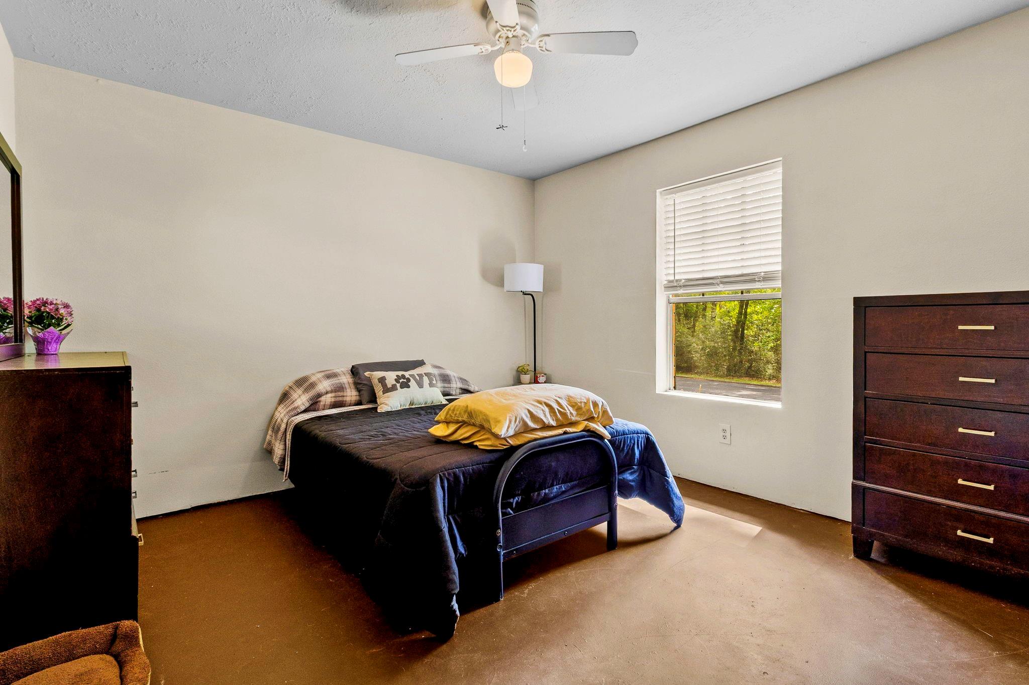 163 Westwood Drive E