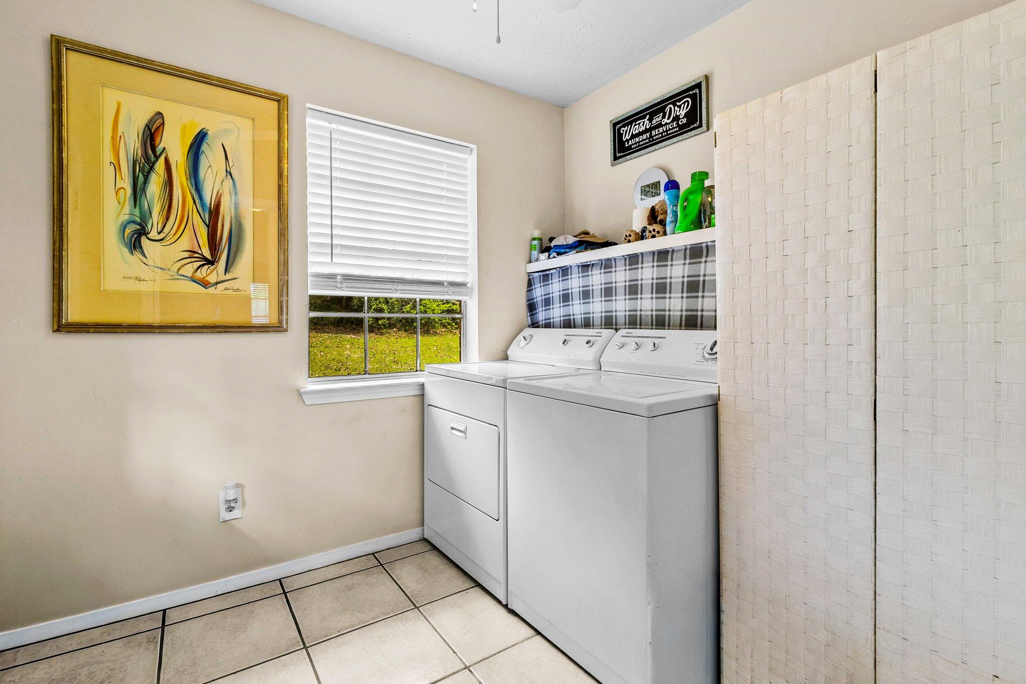 163 Westwood Drive E