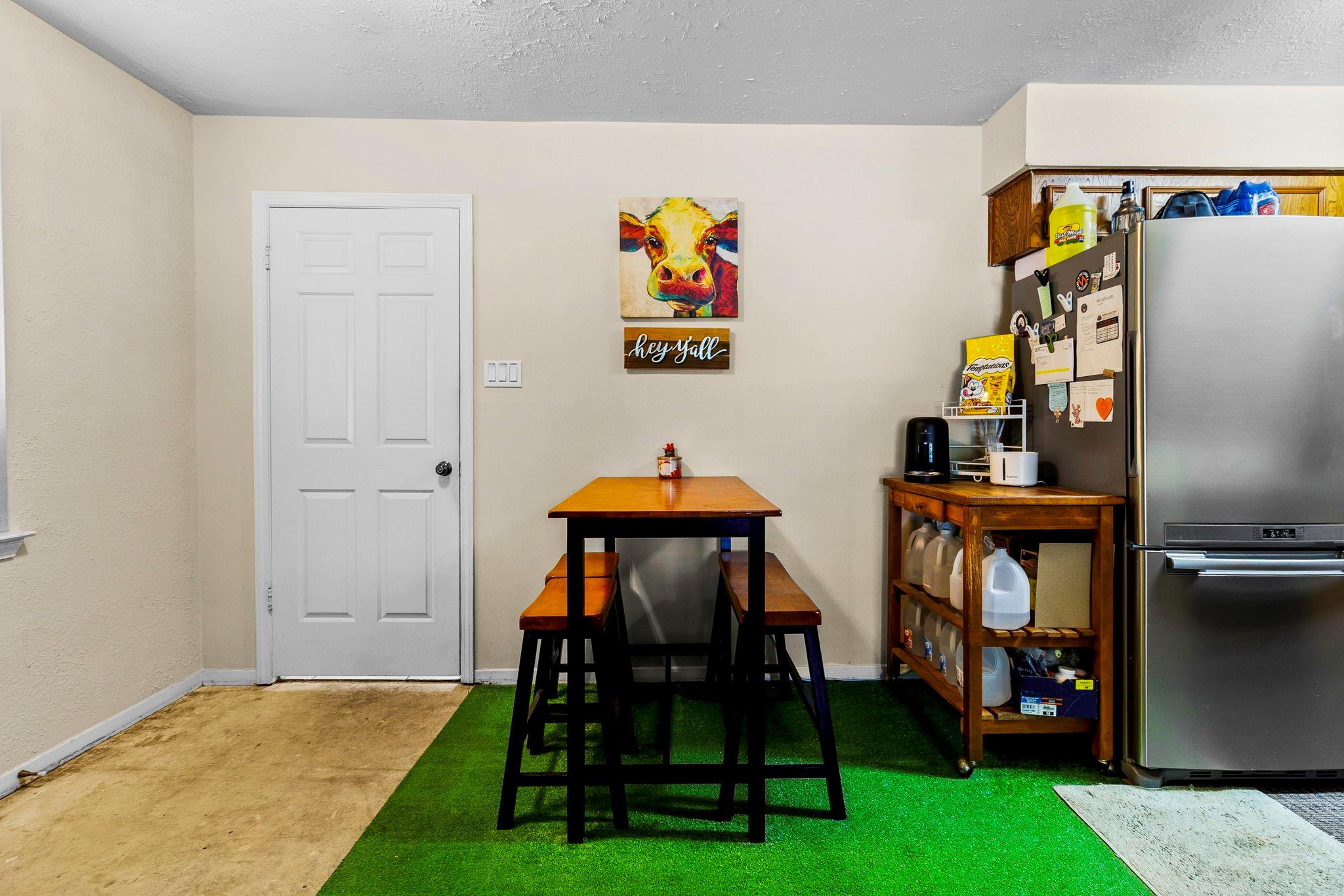 163 Westwood Drive E