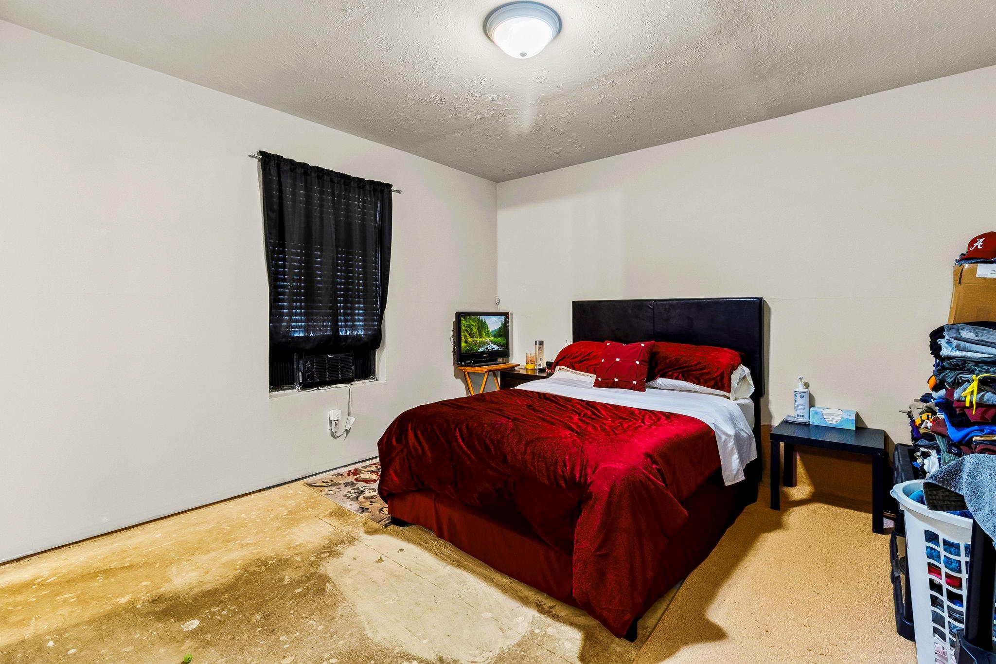 163 Westwood Drive E